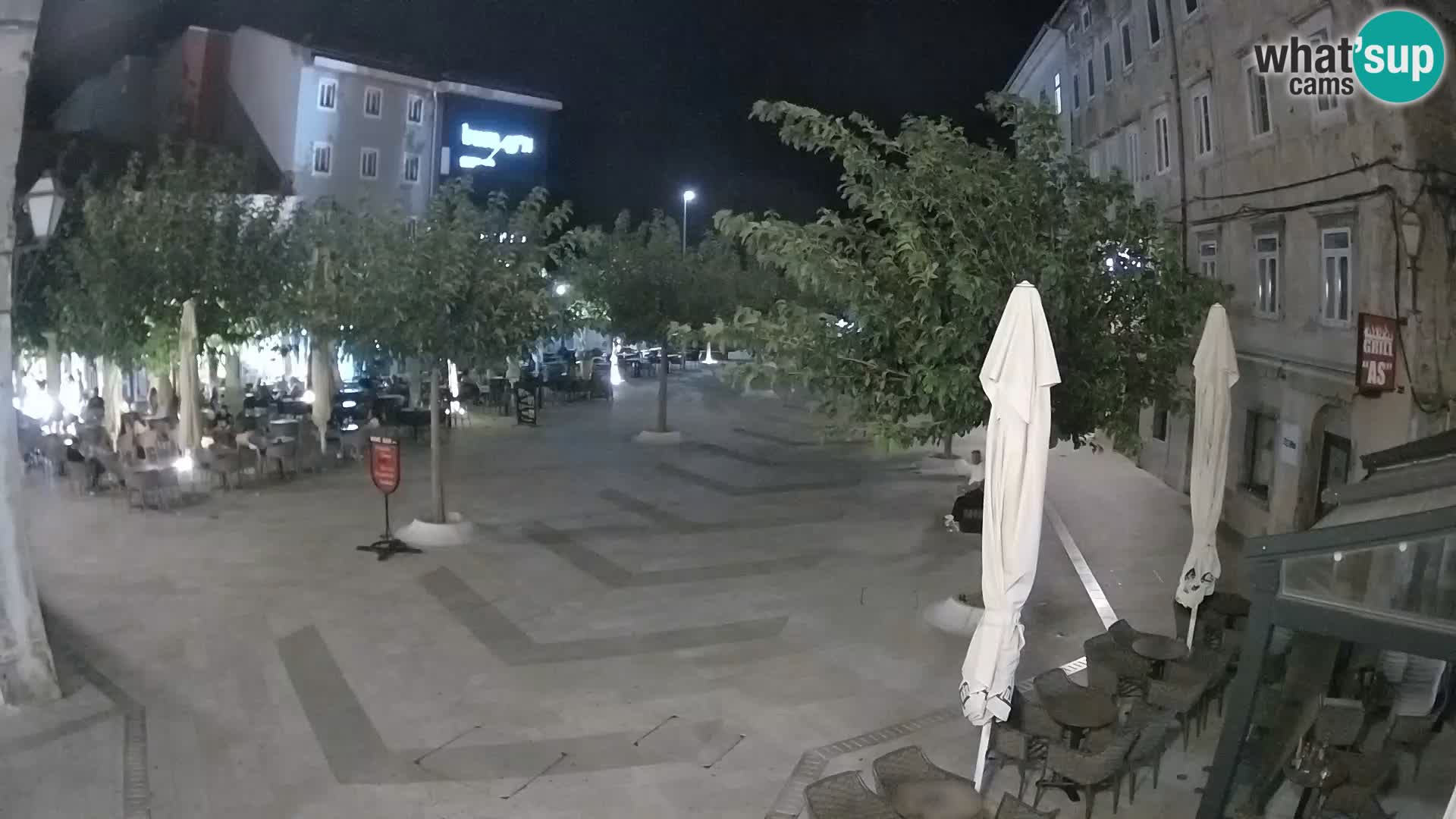 Zentrum der Stadt Senj – Pavlin platz – Live Cam Dalmatia