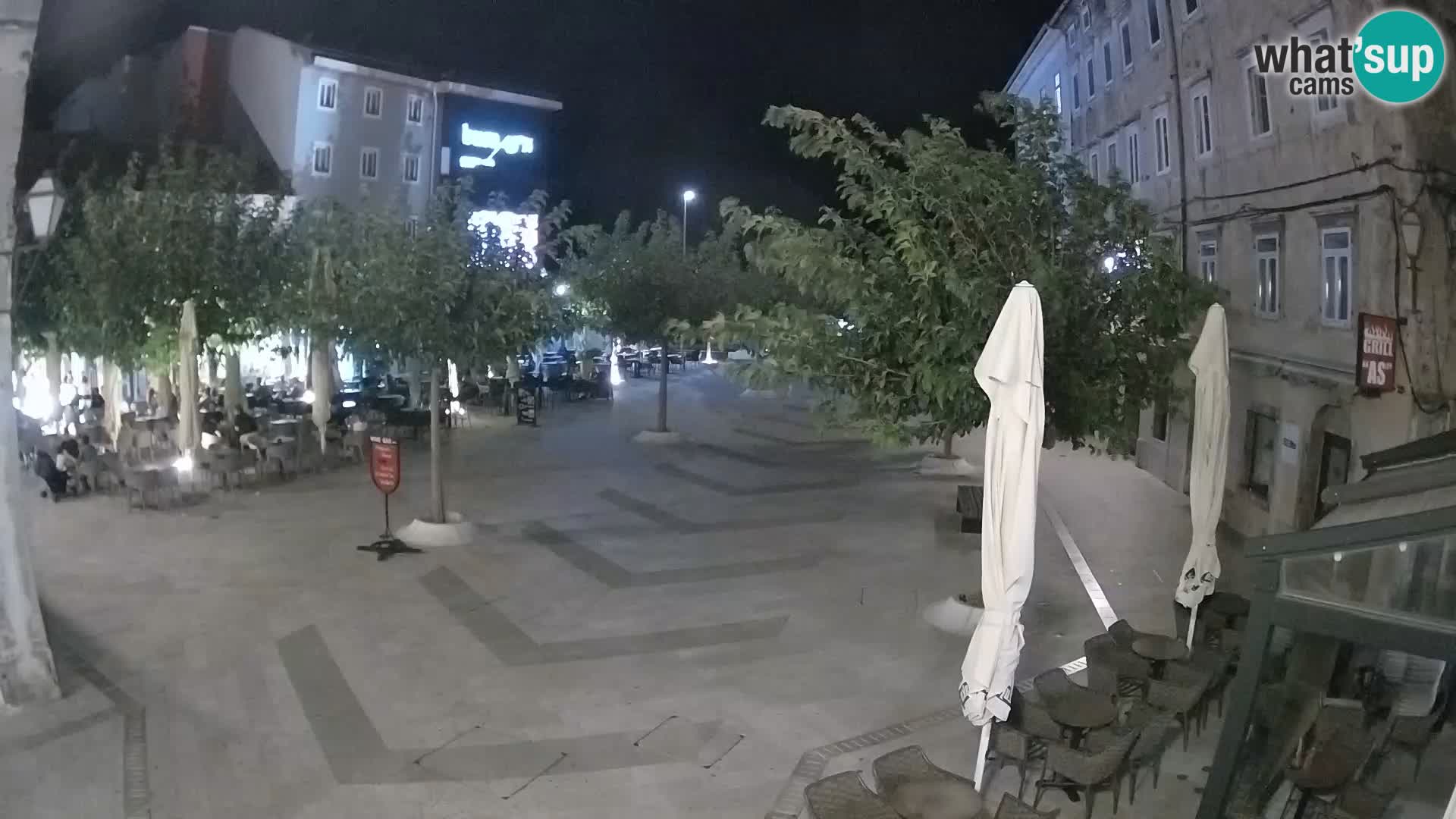 Zentrum der Stadt Senj – Pavlin platz – Live Cam Dalmatia