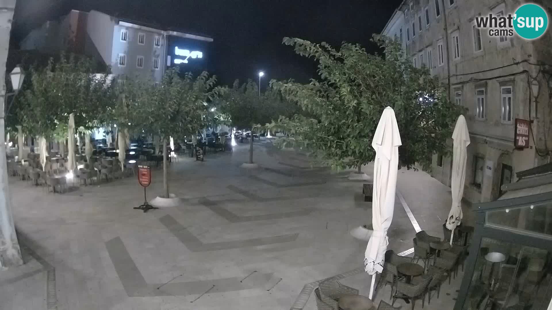 Zentrum der Stadt Senj – Pavlin platz – Live Cam Dalmatia