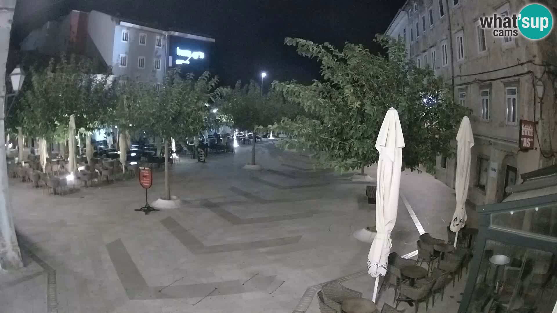 Zentrum der Stadt Senj – Pavlin platz – Live Cam Dalmatia