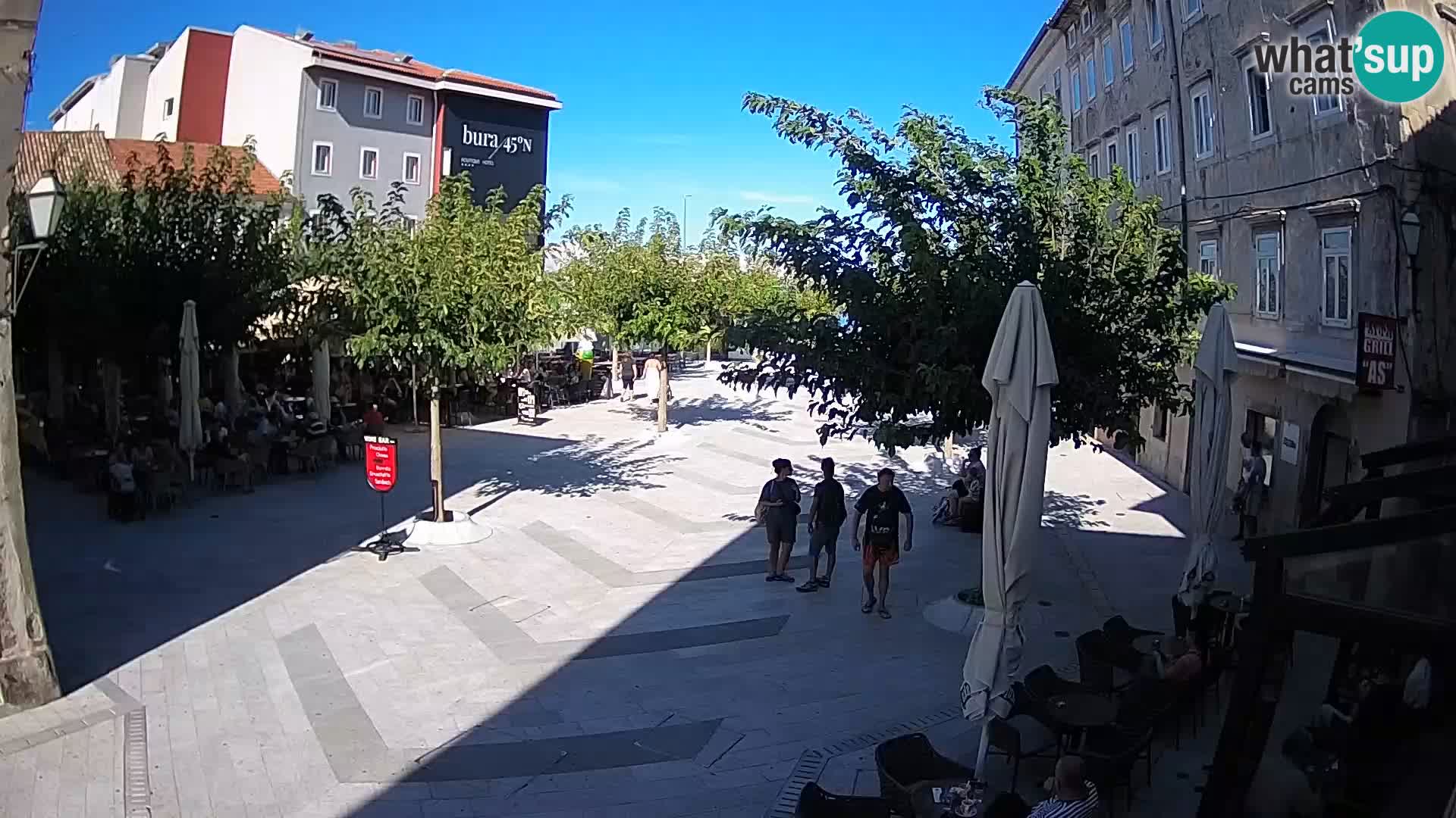 Centro de la ciudad de Senj – plaza Pavlin – Live Cam Dalmacia
