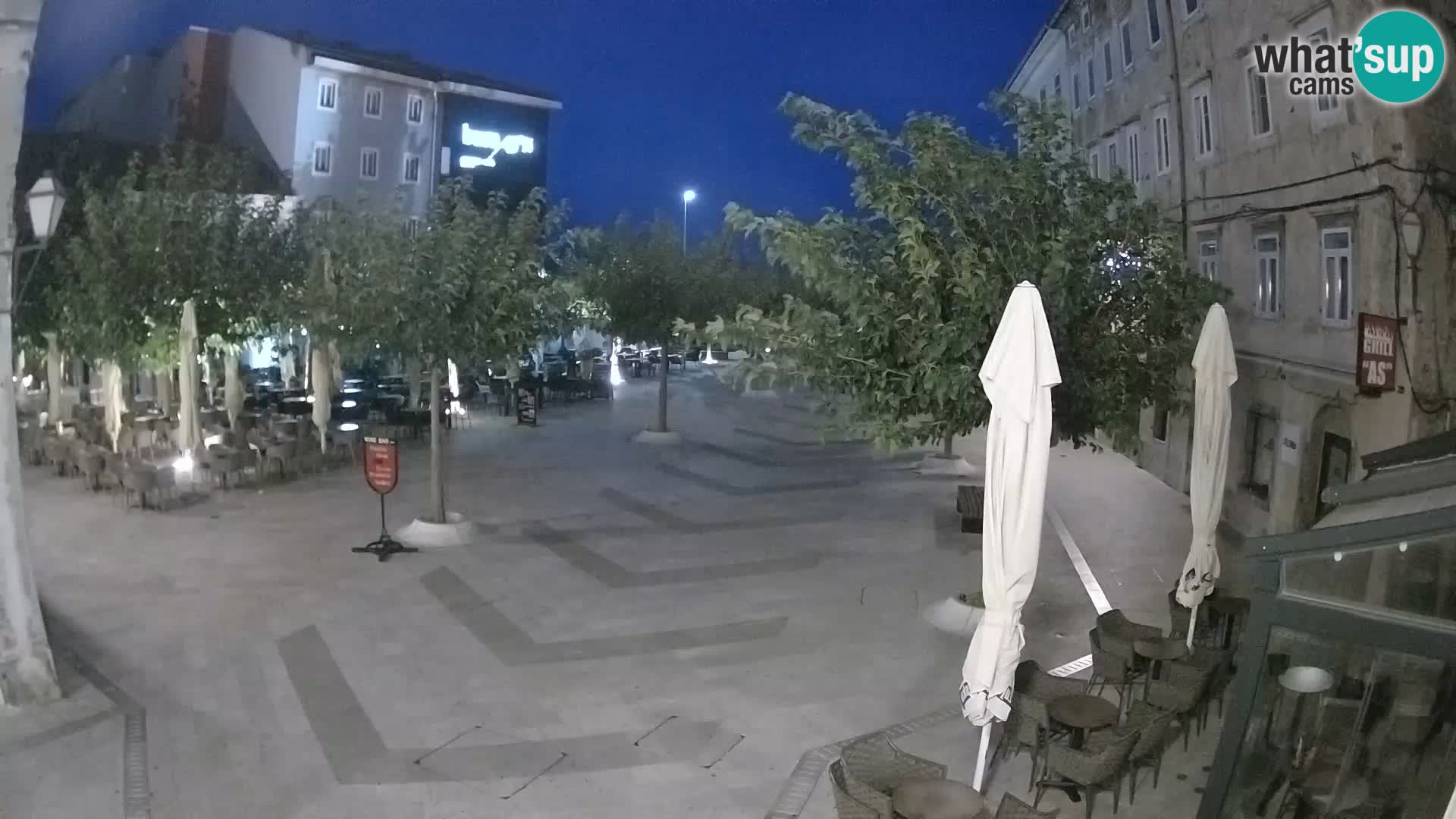 Center mesta Senj – Pavlinski trg – spletne kamere Dalmacija