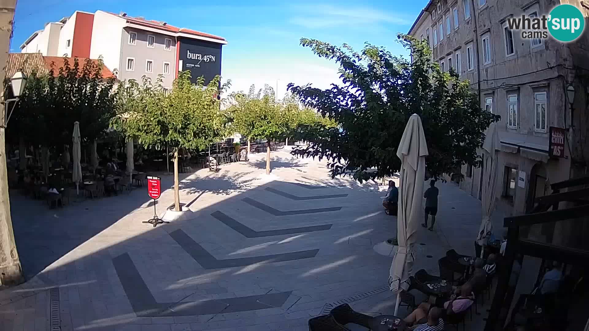 Center mesta Senj – Pavlinski trg – spletne kamere Dalmacija