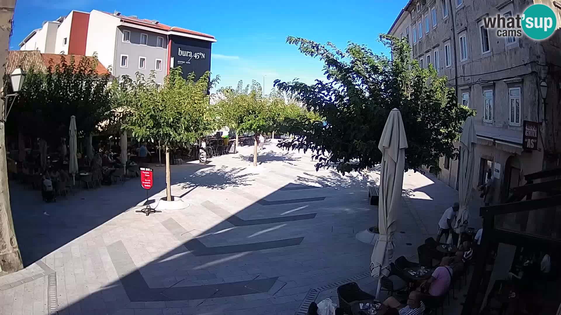 Zentrum der Stadt Senj – Pavlin platz – Live Cam Dalmatia