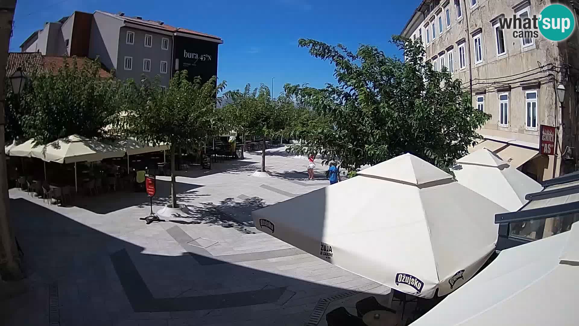 Center mesta Senj – Pavlinski trg – spletne kamere Dalmacija