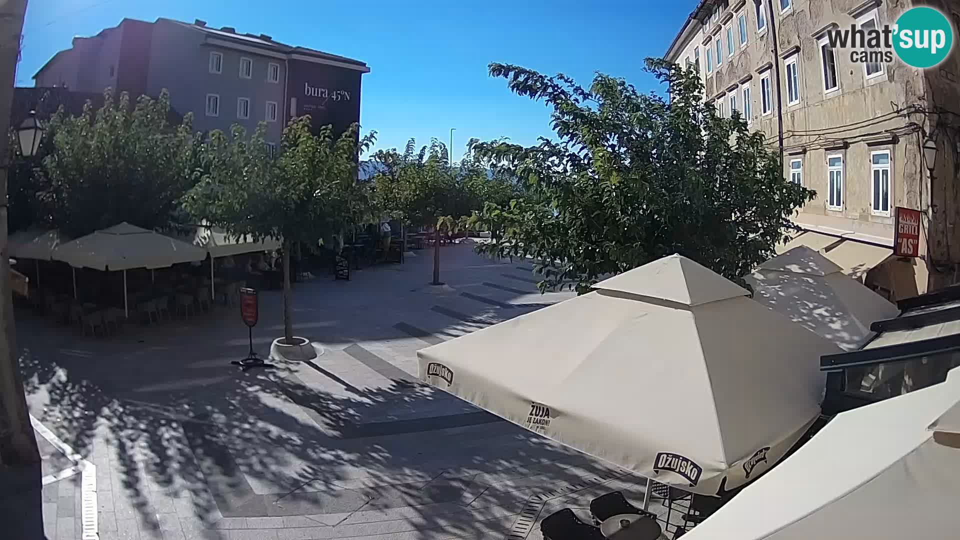 Center mesta Senj – Pavlinski trg – spletne kamere Dalmacija