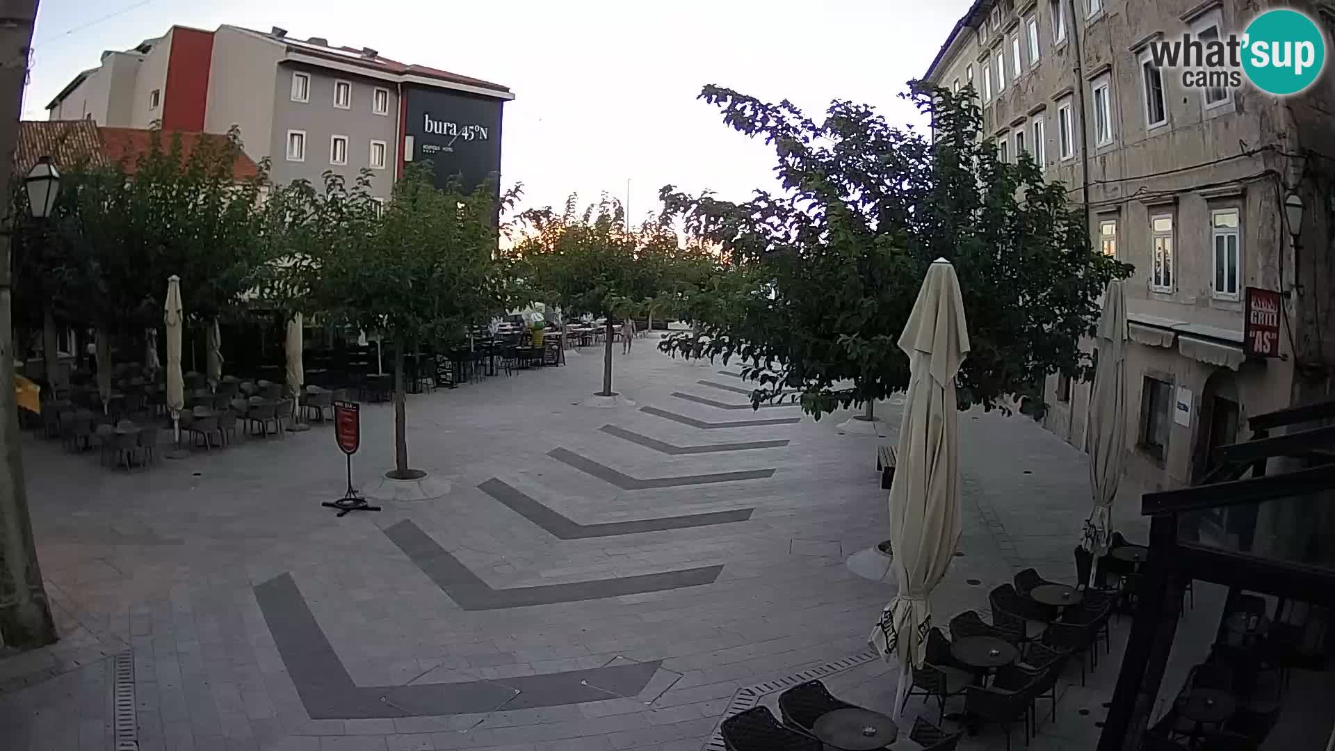Centro de la ciudad de Senj – plaza Pavlin – Live Cam Dalmacia