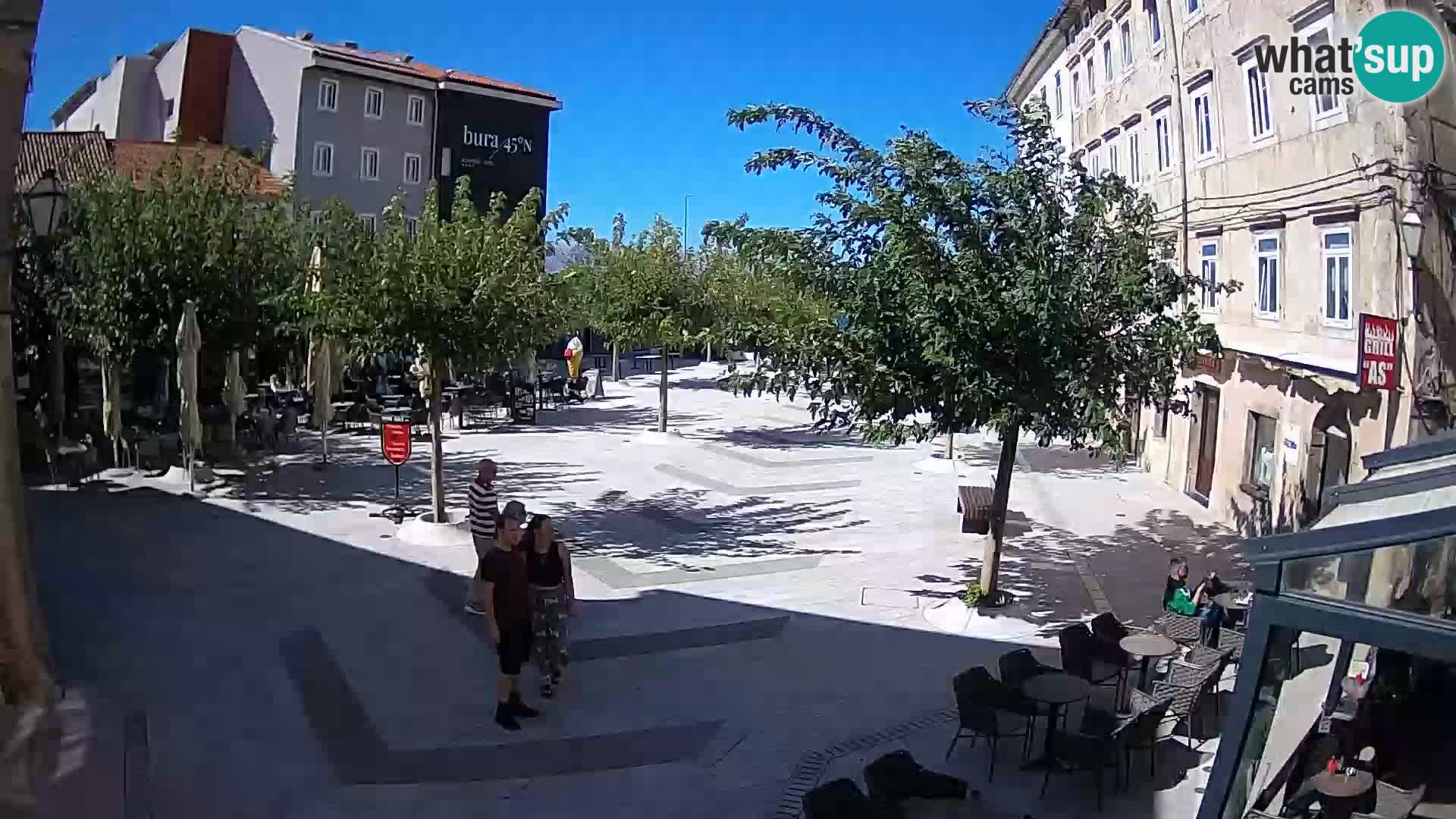 Zentrum der Stadt Senj – Pavlin platz – Live Cam Dalmatia
