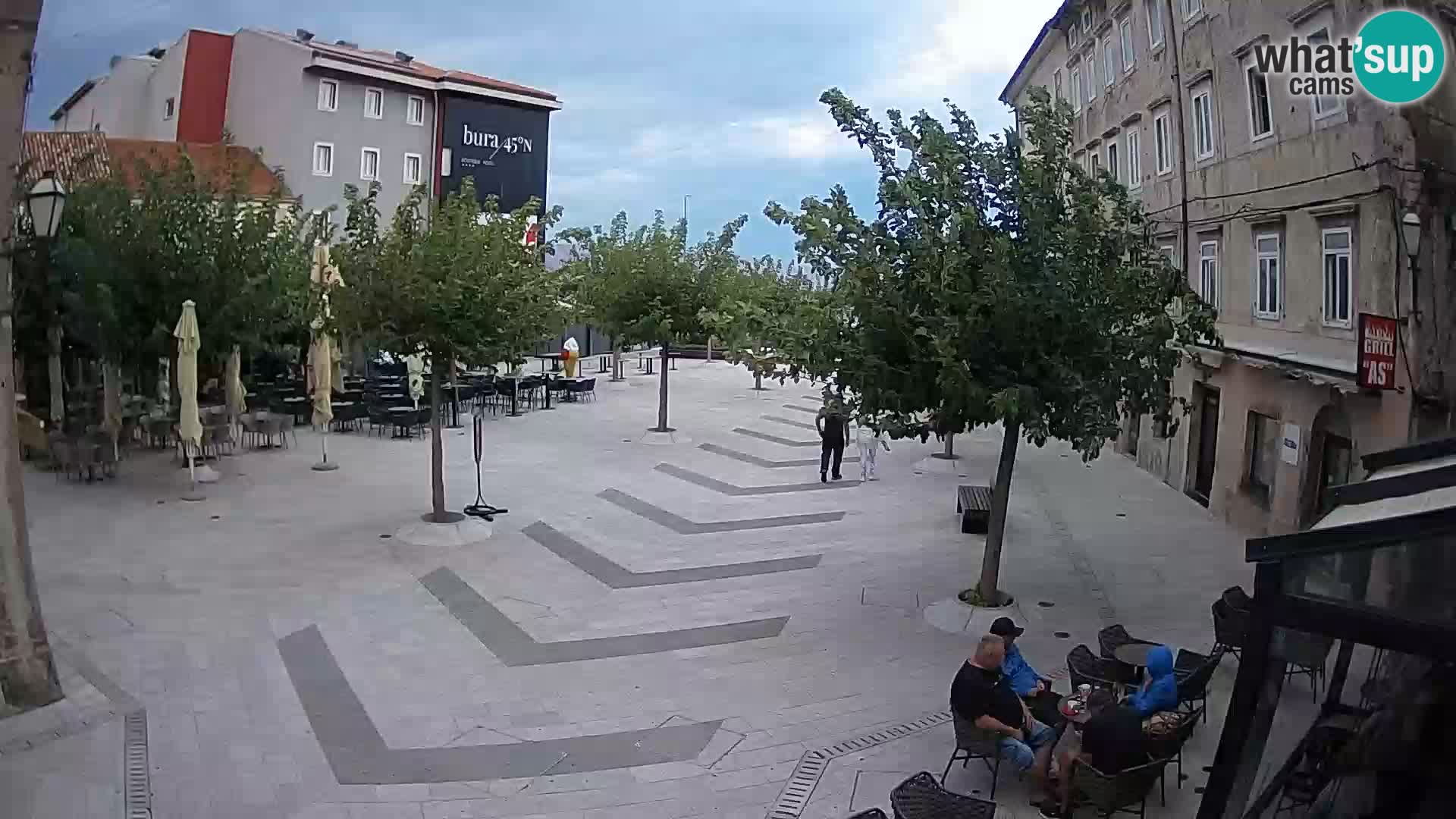 Centro de la ciudad de Senj – plaza Pavlin – Live Cam Dalmacia