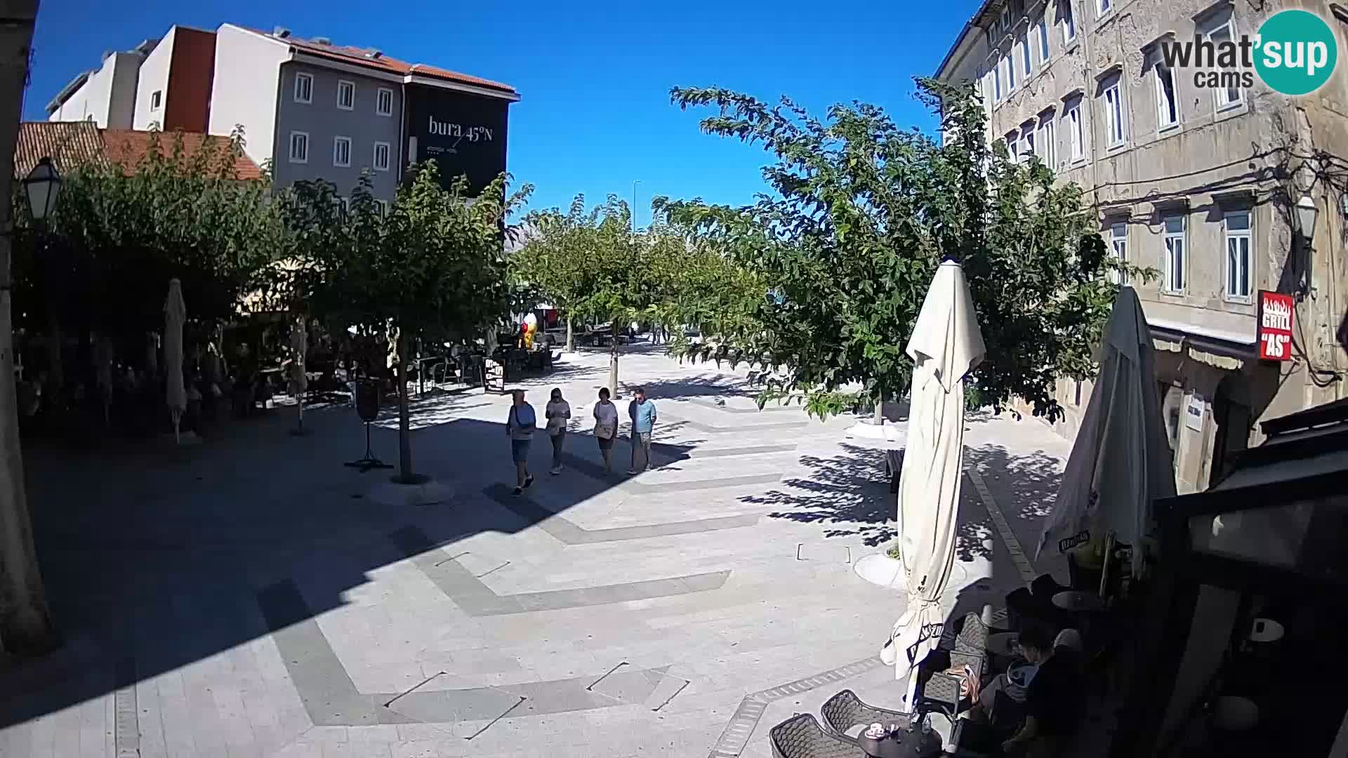 Zentrum der Stadt Senj – Pavlin platz – Live Cam Dalmatia
