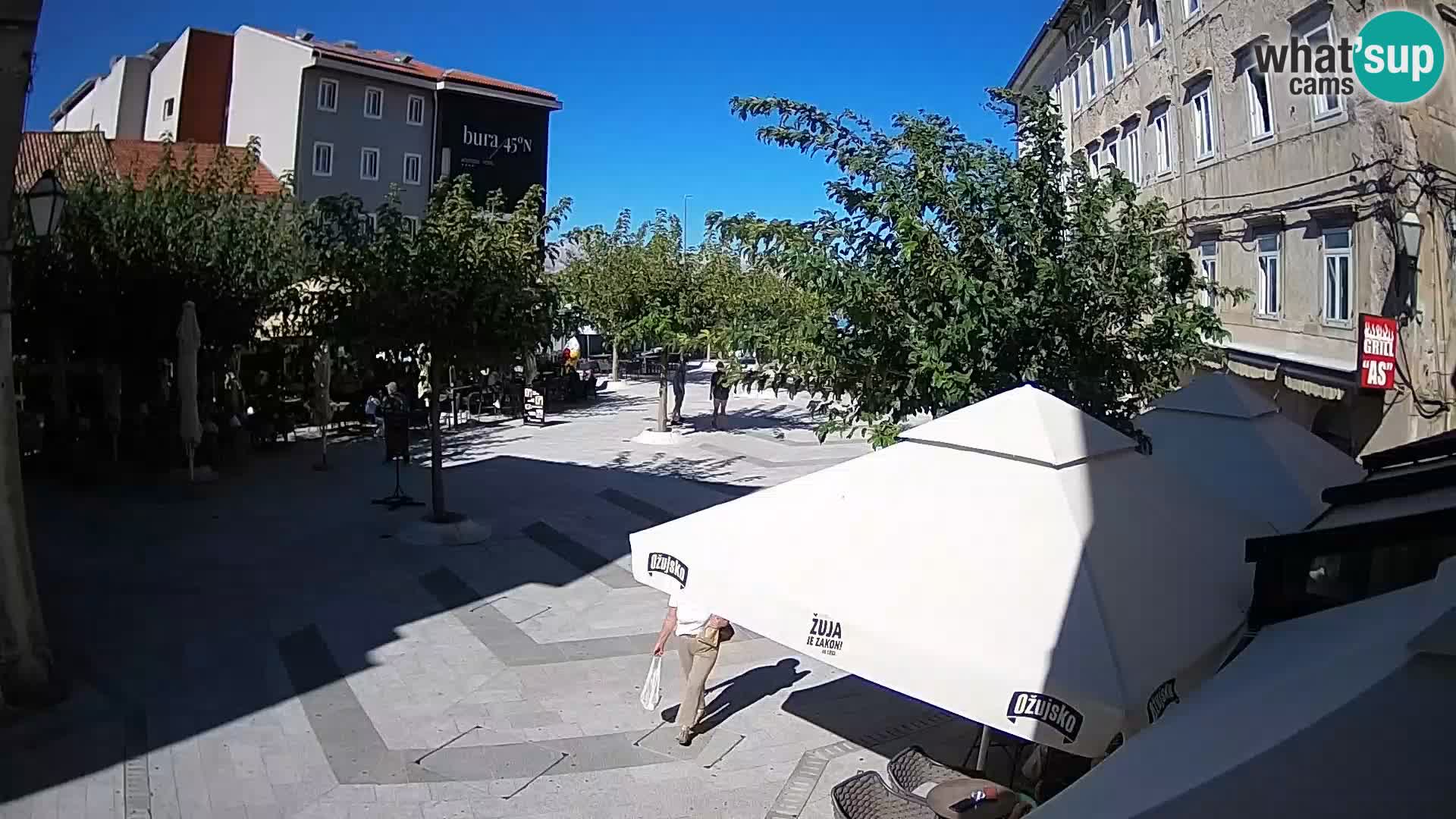 Zentrum der Stadt Senj – Pavlin platz – Live Cam Dalmatia