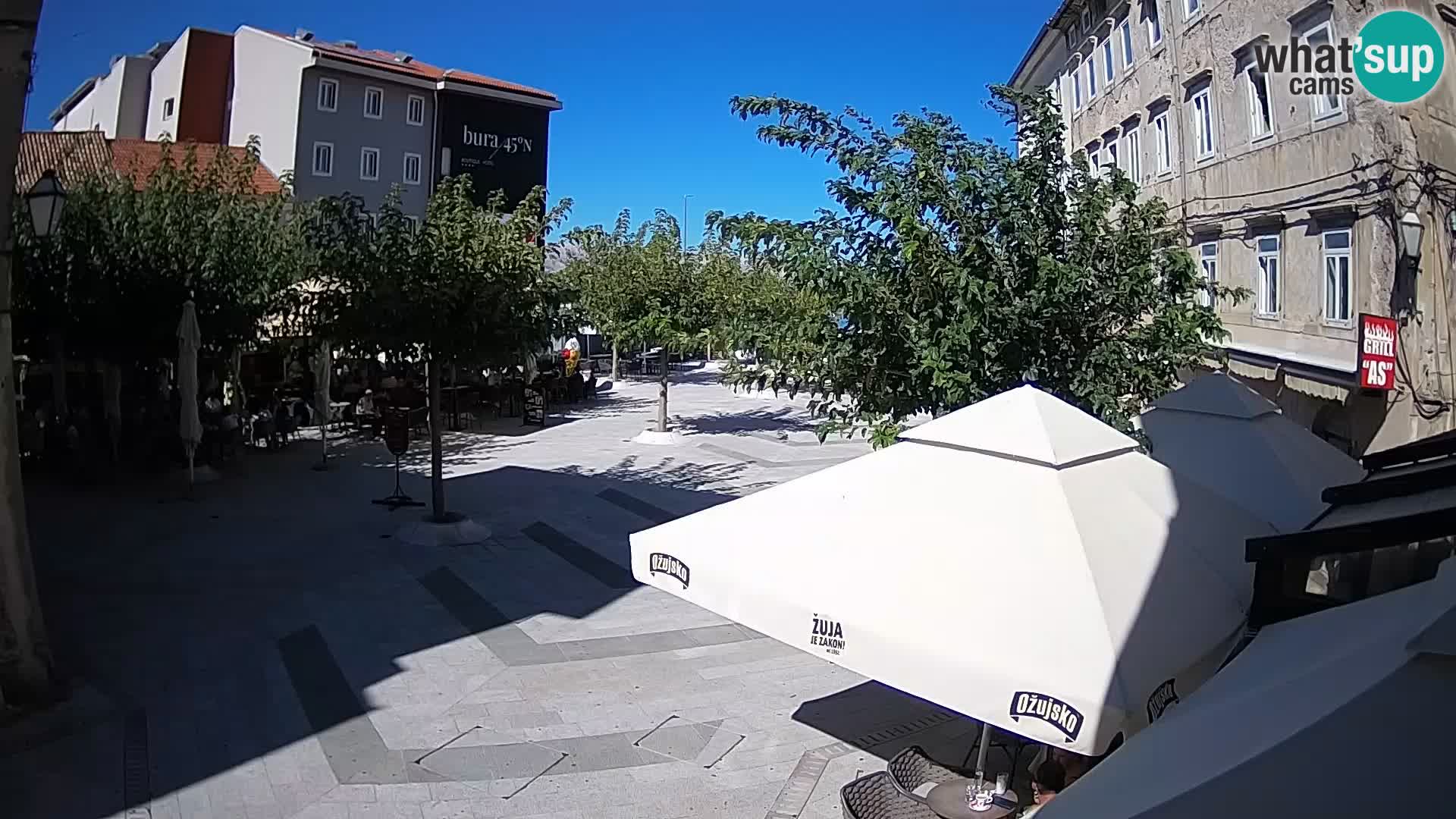 Zentrum der Stadt Senj – Pavlin platz – Live Cam Dalmatia