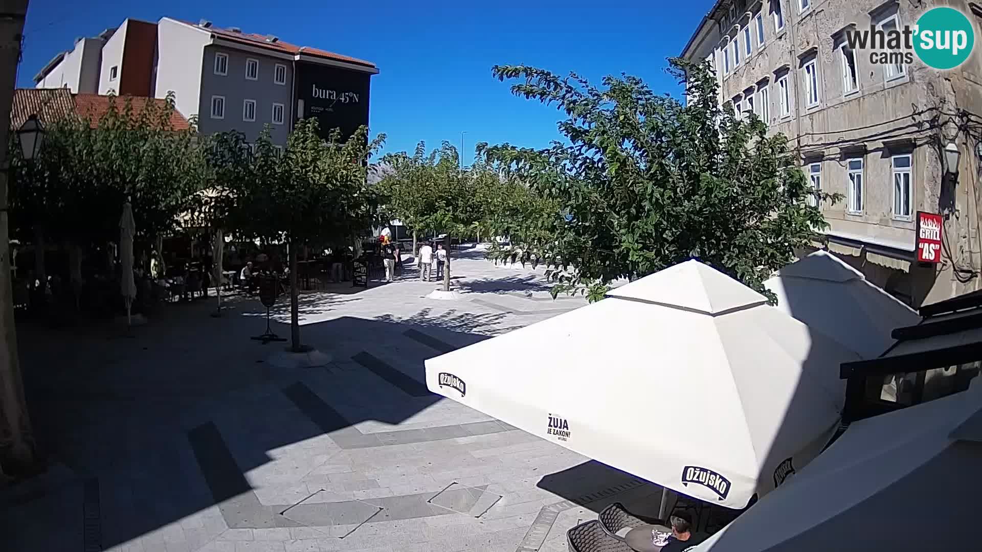 Centro de la ciudad de Senj – plaza Pavlin – Live Cam Dalmacia