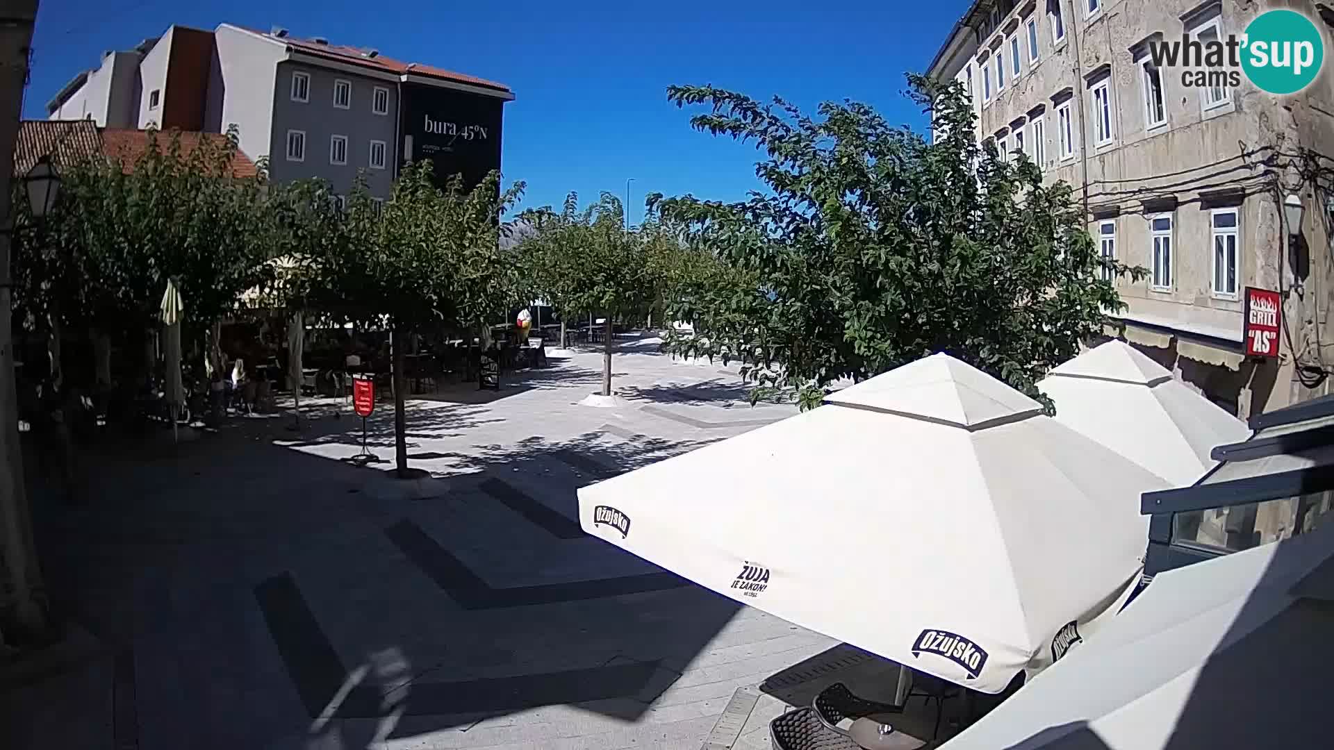 Centro de la ciudad de Senj – plaza Pavlin – Live Cam Dalmacia