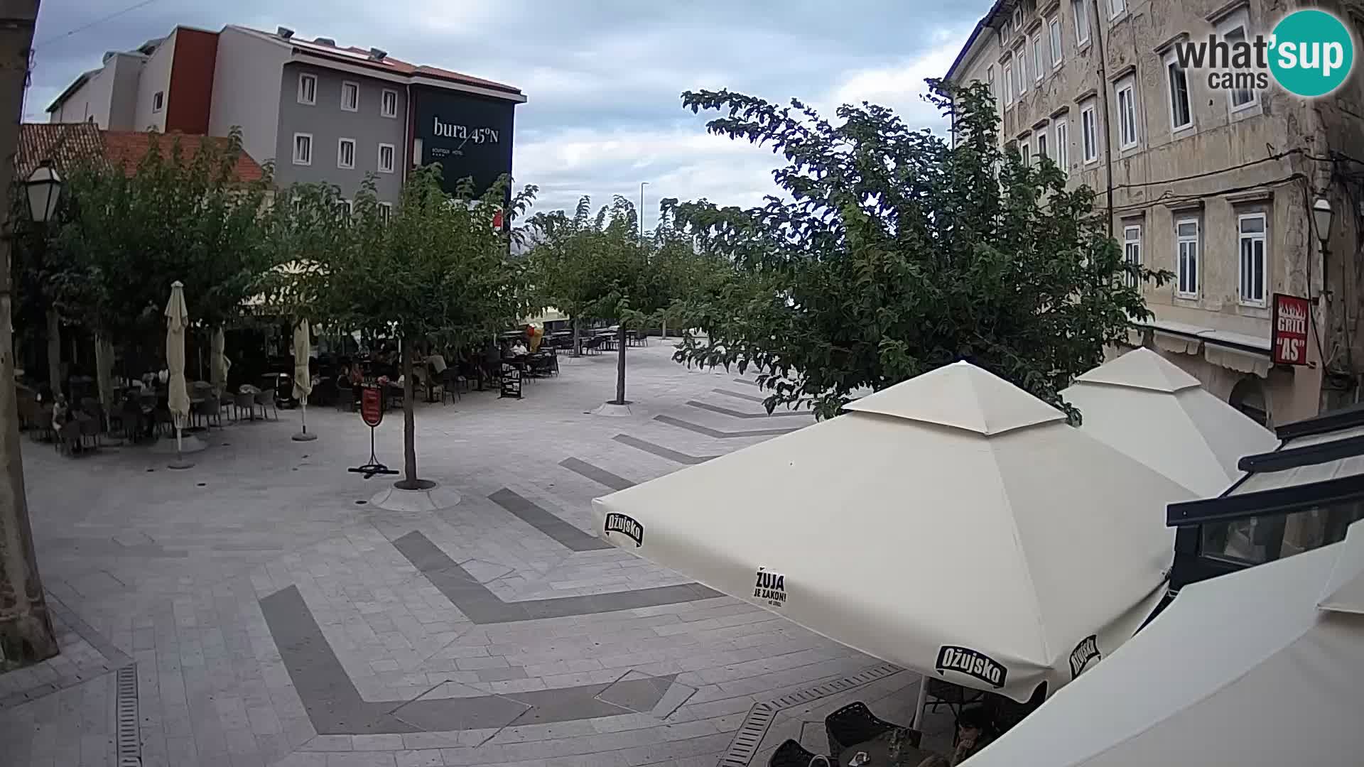 Zentrum der Stadt Senj – Pavlin platz – Live Cam Dalmatia