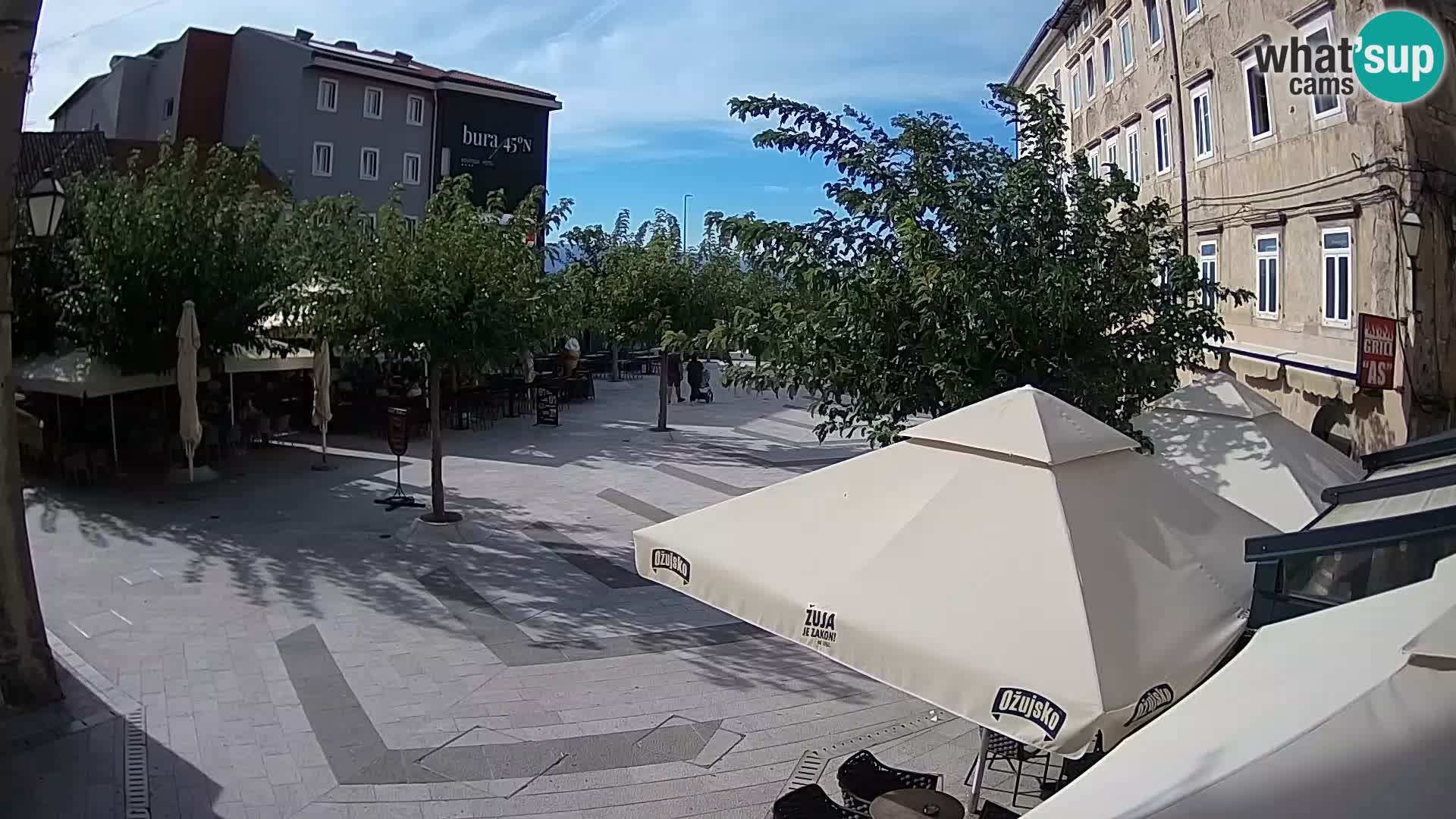 Zentrum der Stadt Senj – Pavlin platz – Live Cam Dalmatia