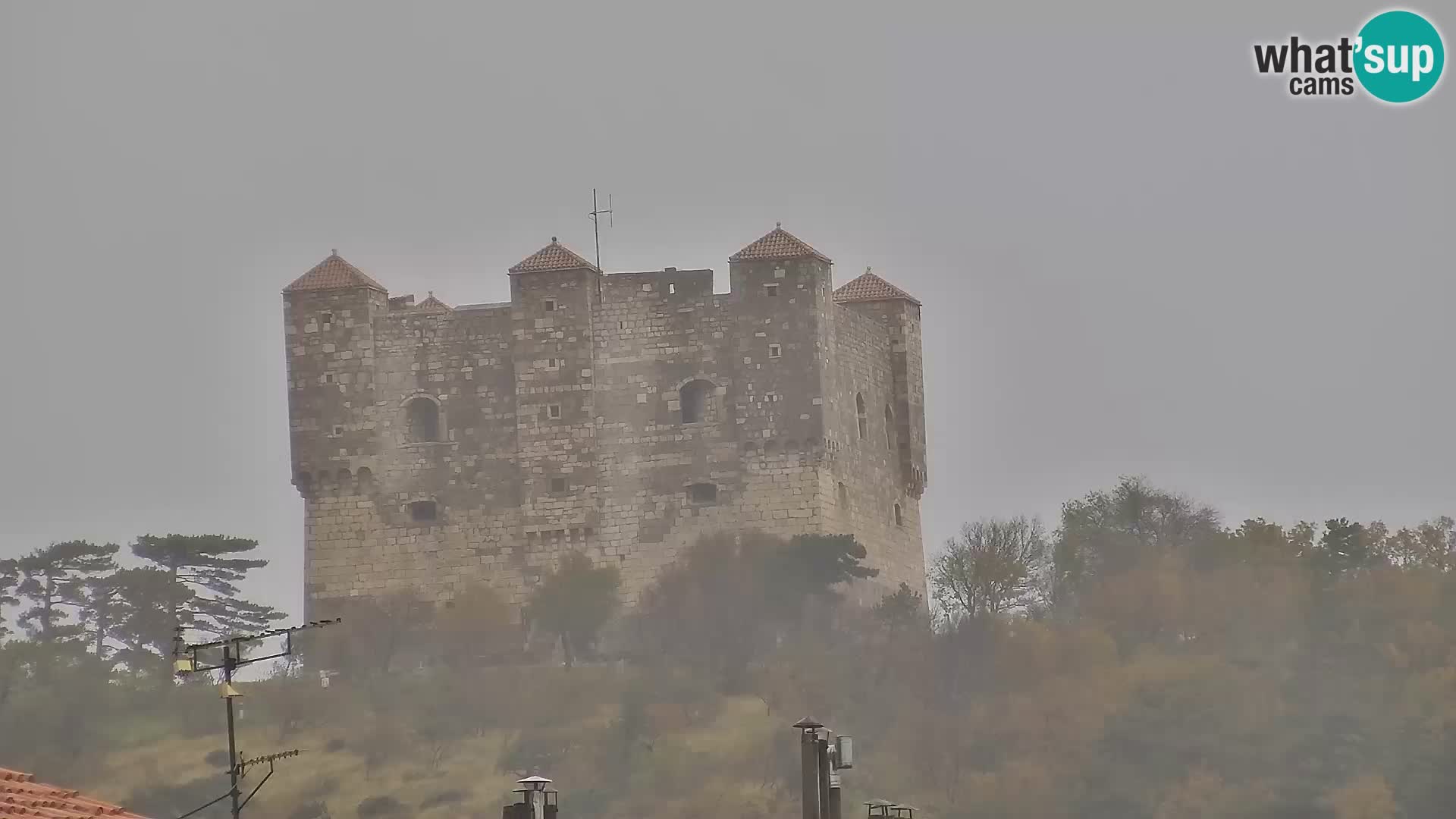 Kamera u živo Senj – Panoramski pogled na senjsku rivu