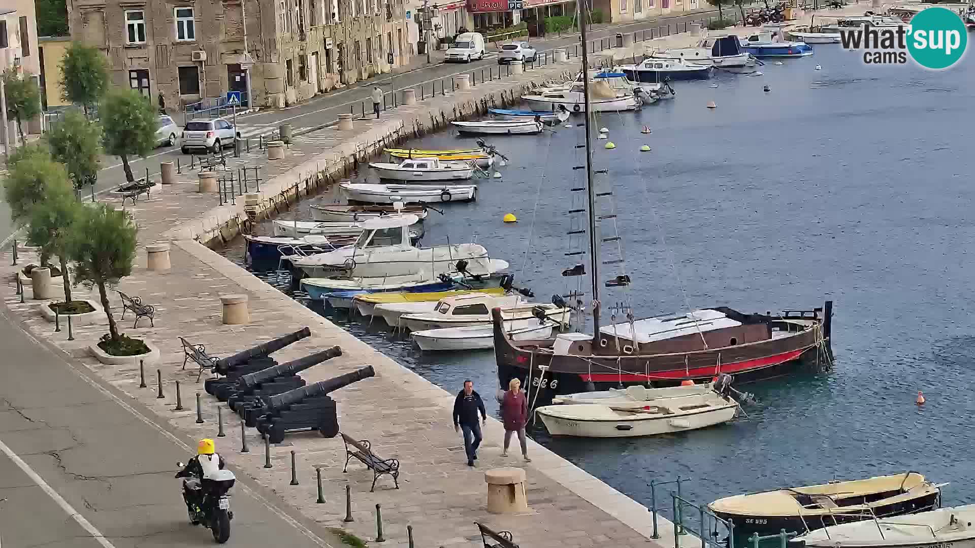 Kamera u živo Senj – Panoramski pogled na senjsku rivu