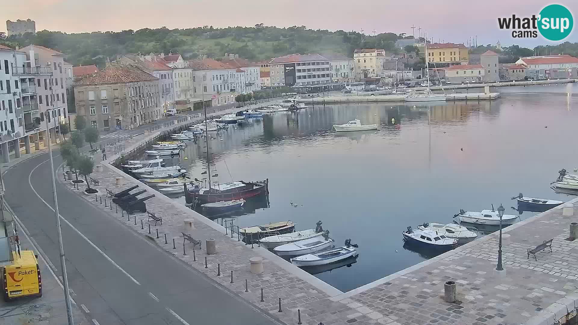 Kamera u živo Senj – Panoramski pogled na senjsku rivu