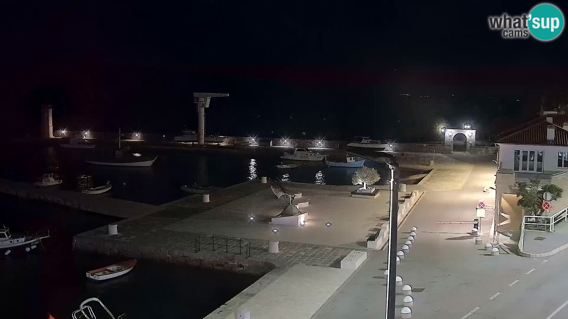 Kamera u živo Senj – Panoramski pogled na senjsku rivu