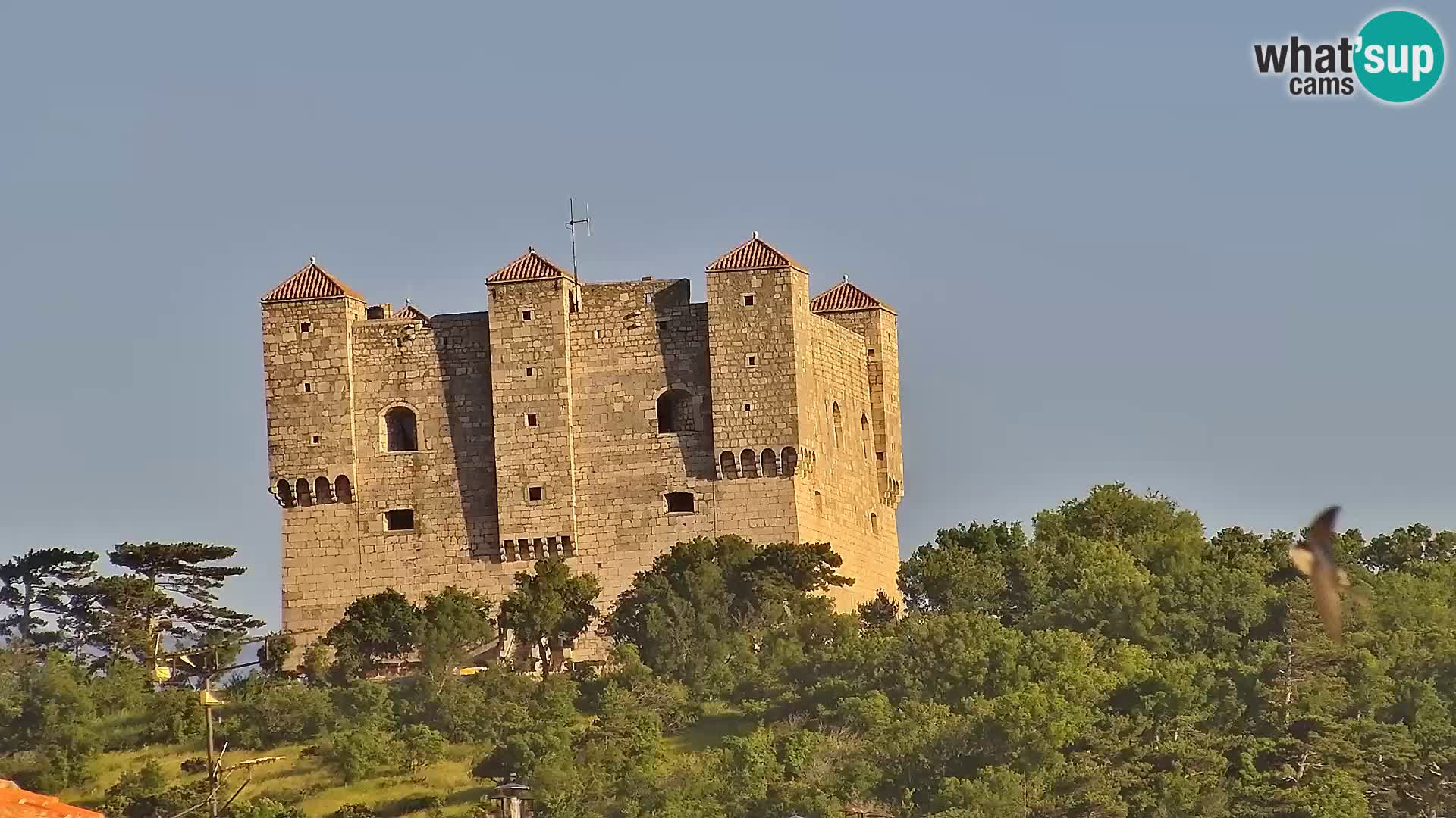 Senj Spletna kamera – pogled na obalo Senja