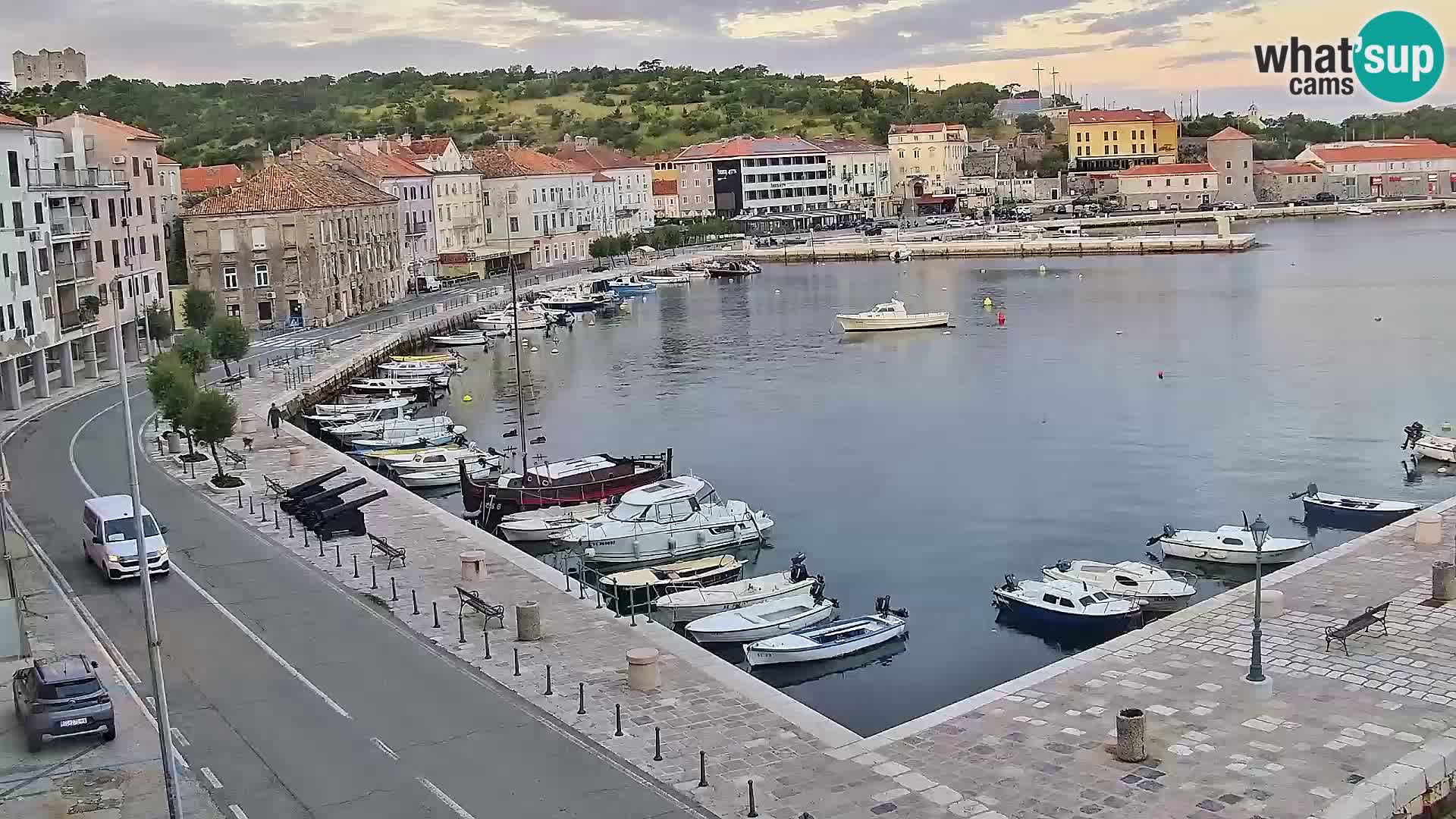 Kamera u živo Senj – Panoramski pogled na senjsku rivu