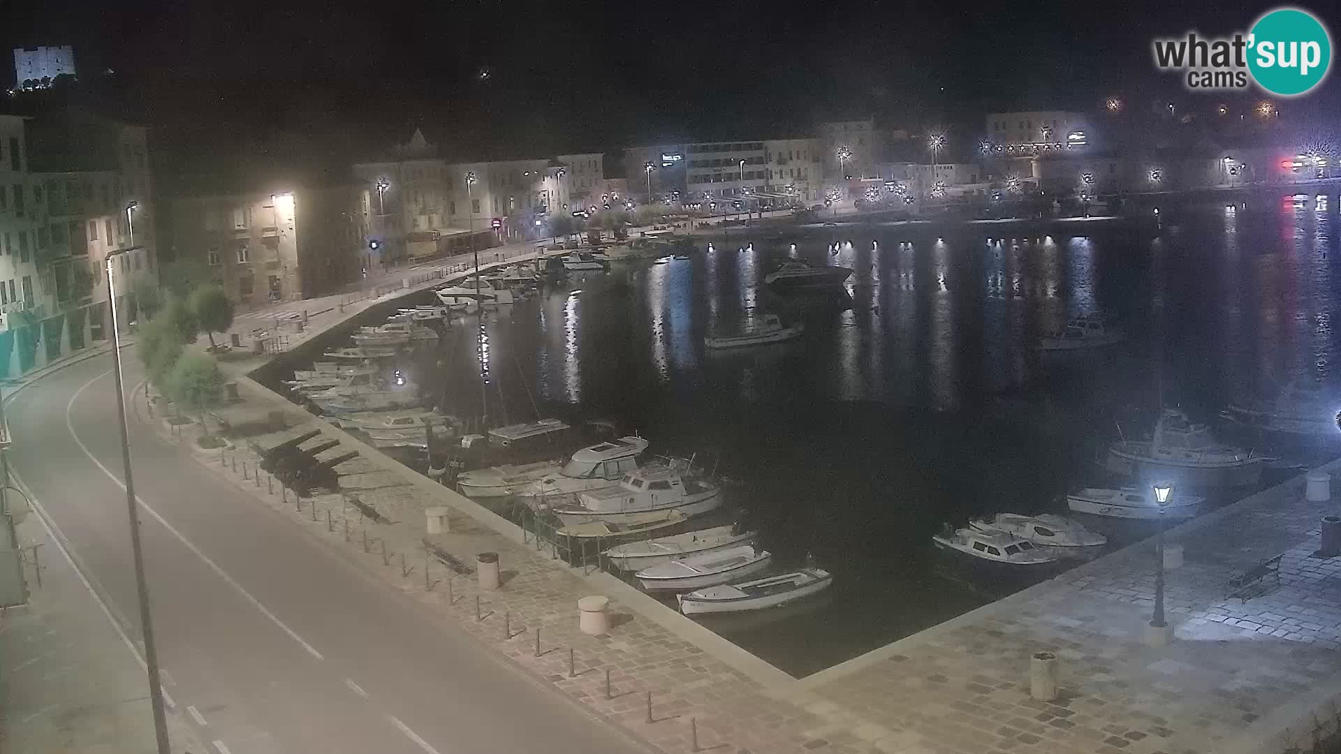 Kamera u živo Senj – Panoramski pogled na senjsku rivu