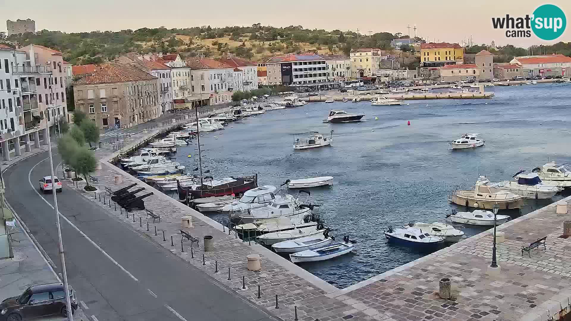 Kamera u živo Senj – Panoramski pogled na senjsku rivu
