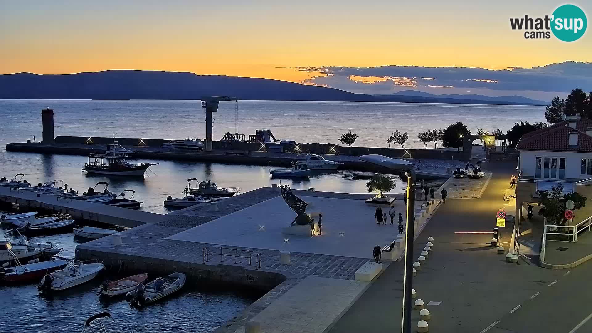 Senj Spletna kamera – pogled na obalo Senja