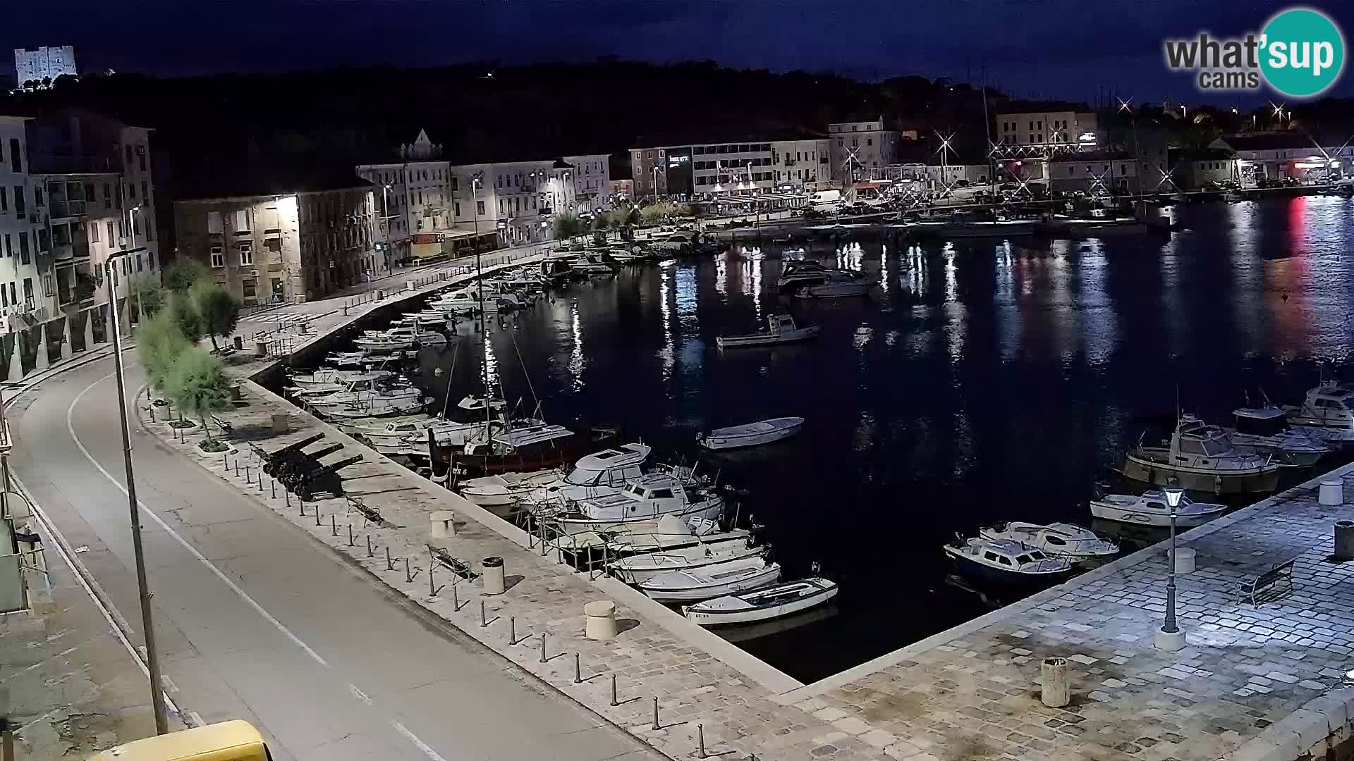 Kamera u živo Senj – Panoramski pogled na senjsku rivu