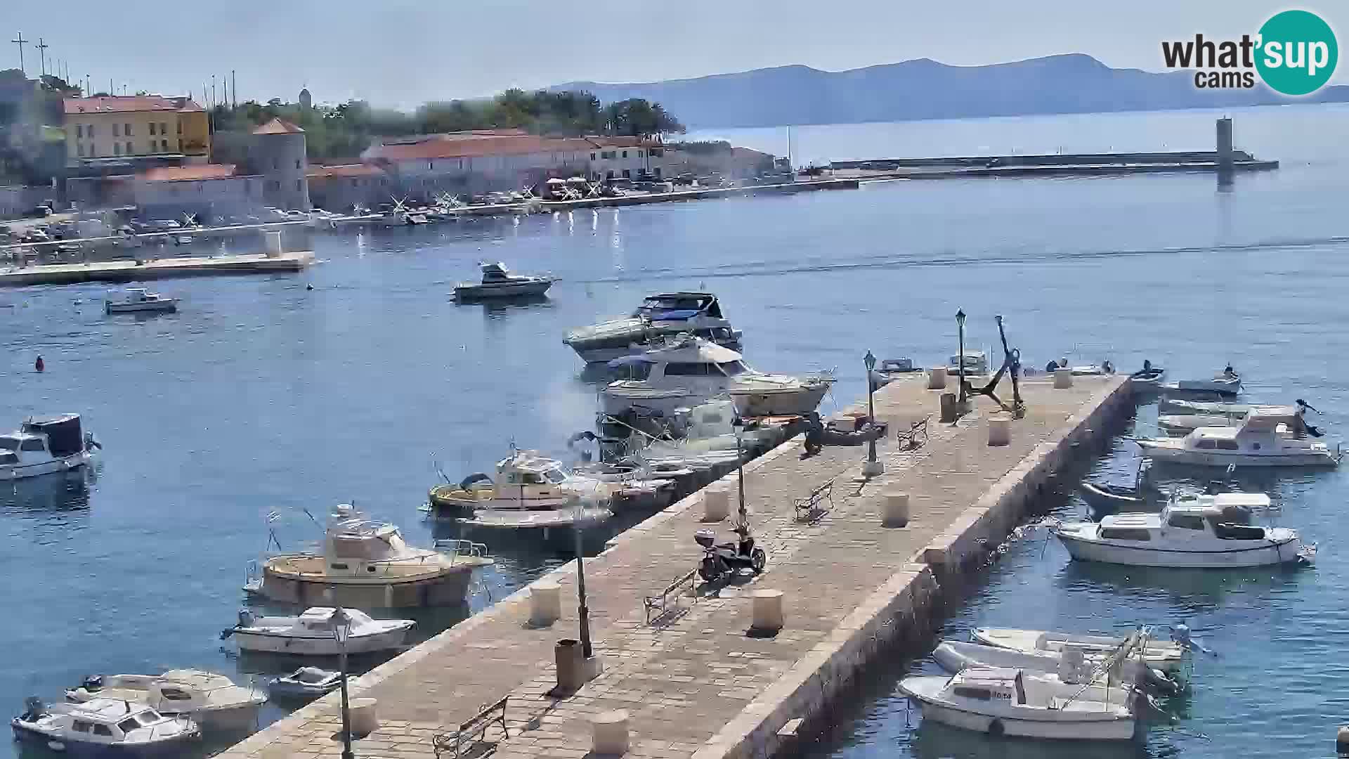 Kamera u živo Senj – Panoramski pogled na senjsku rivu