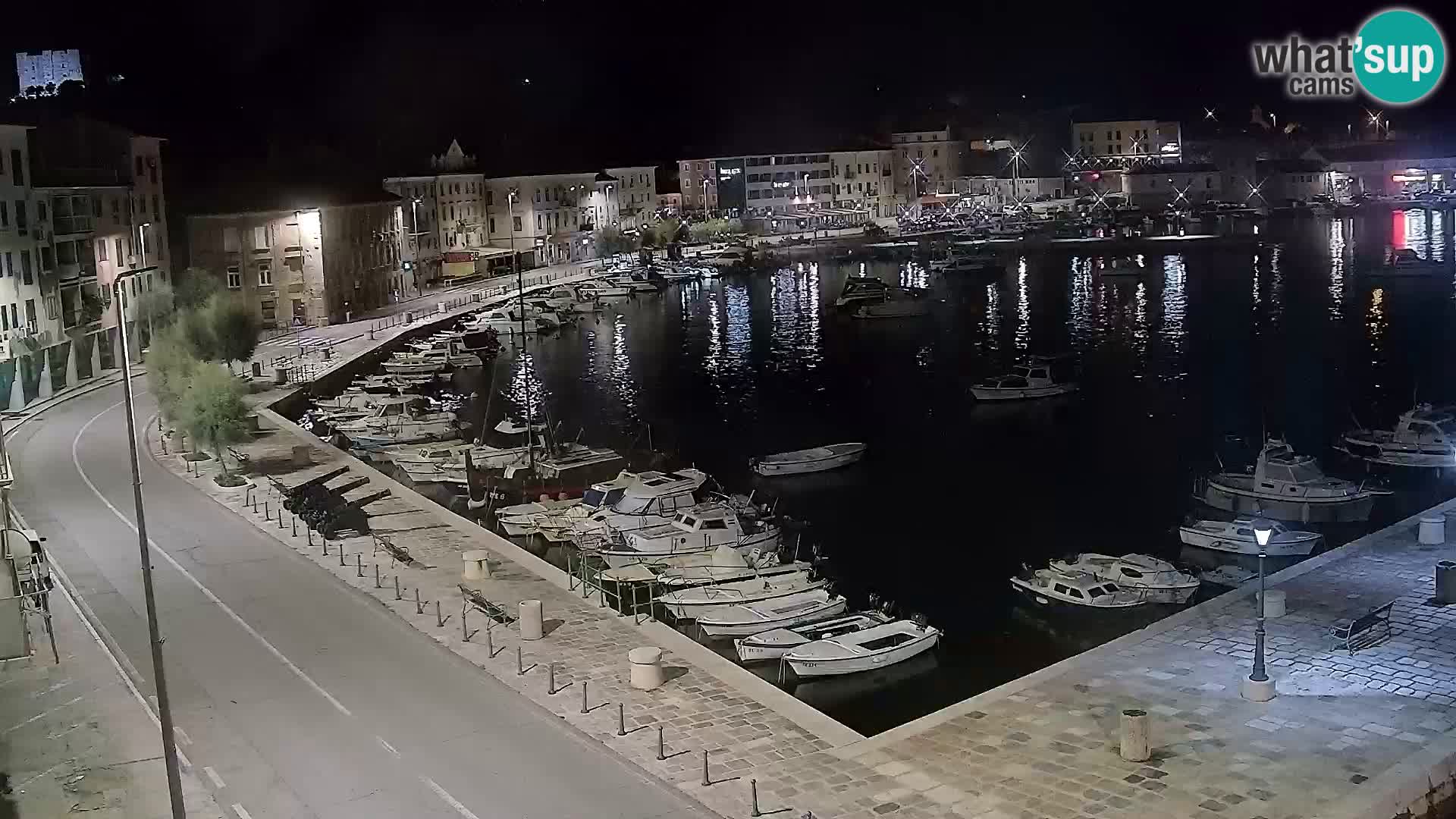 Kamera u živo Senj – Panoramski pogled na senjsku rivu