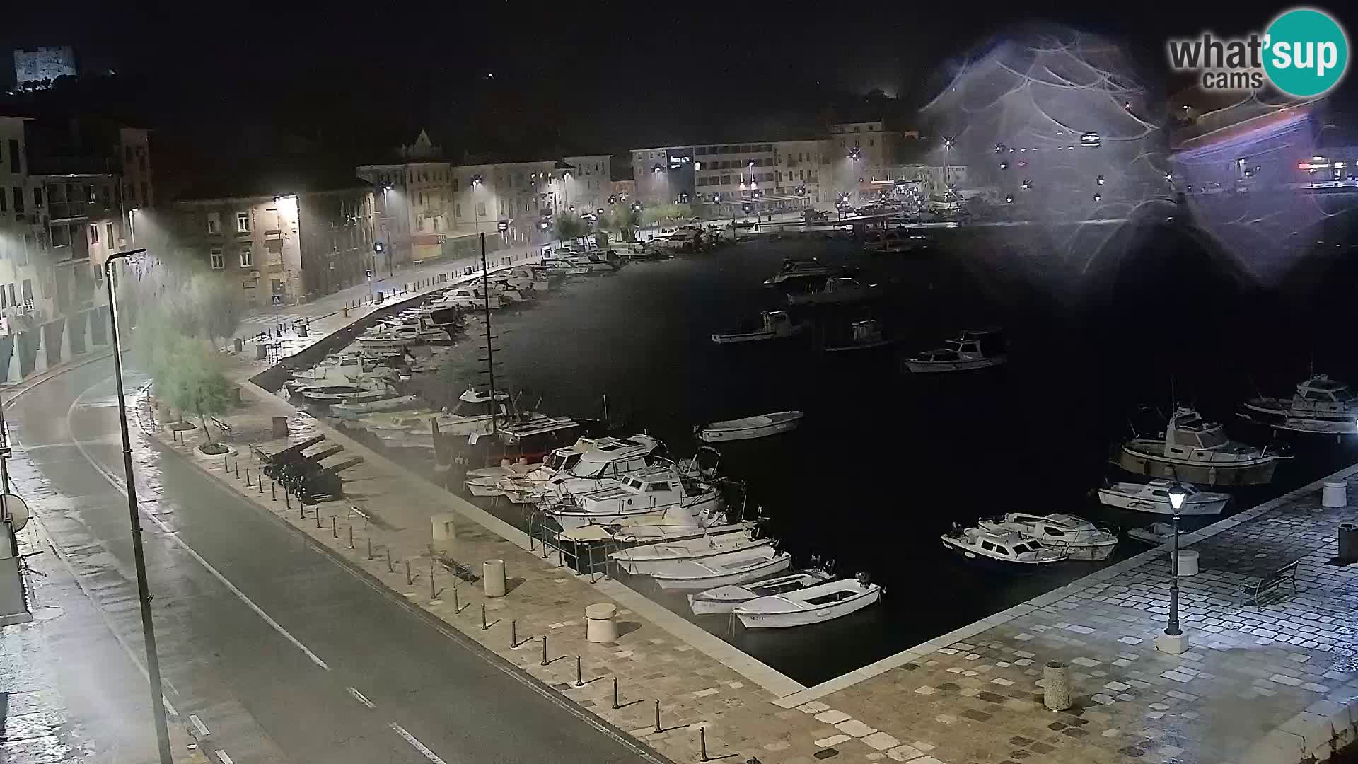Kamera u živo Senj – Panoramski pogled na senjsku rivu