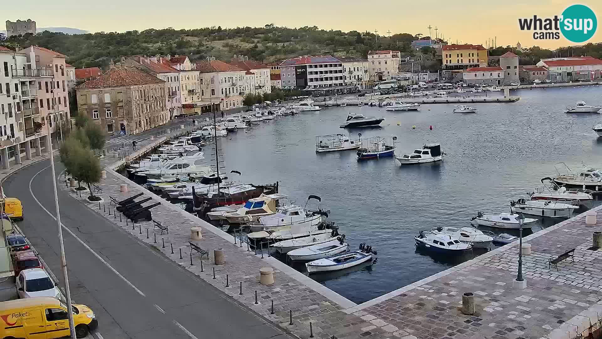 Kamera u živo Senj – Panoramski pogled na senjsku rivu