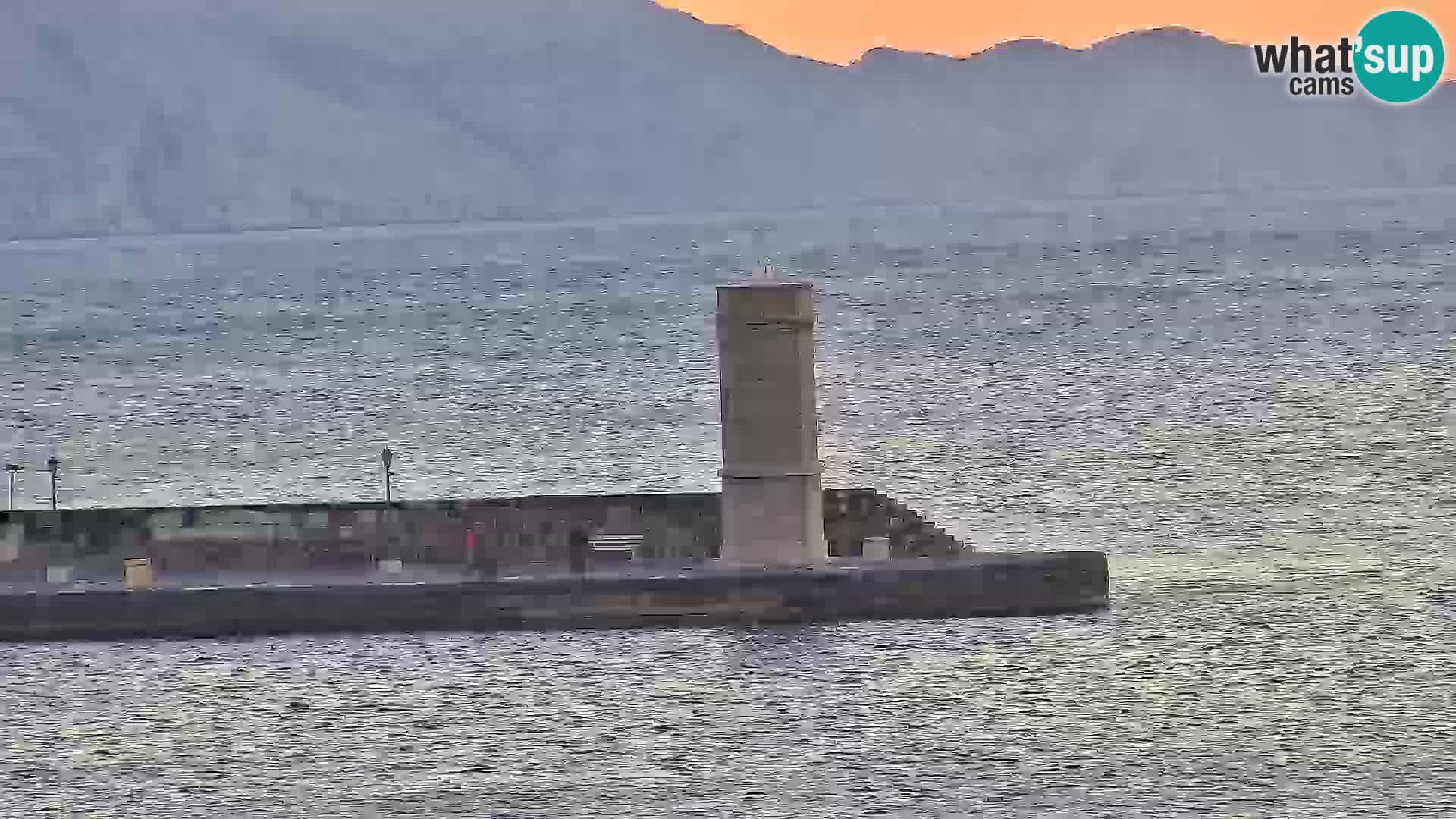 Kamera u živo Senj – Panoramski pogled na senjsku rivu