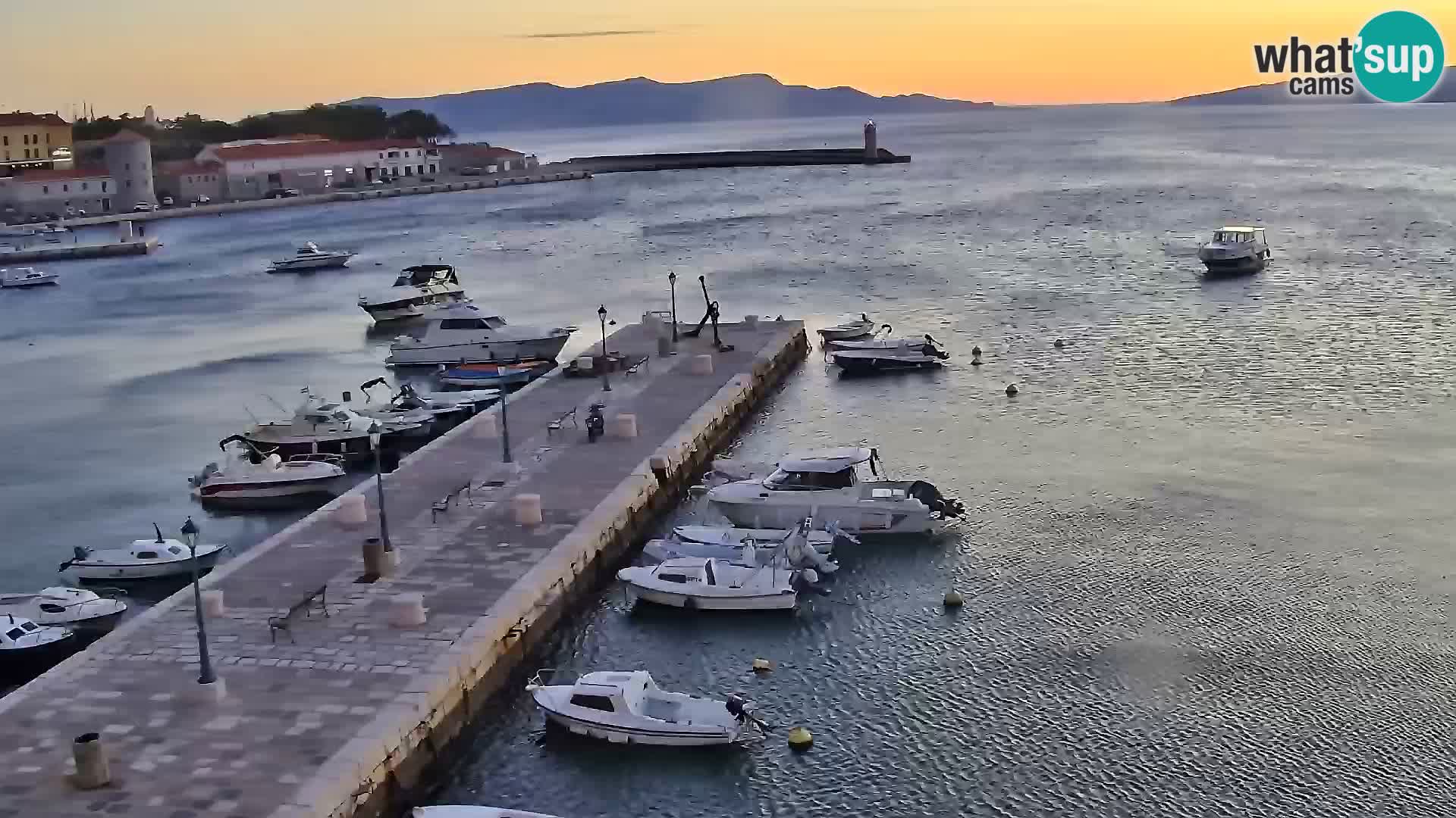 Kamera u živo Senj – Panoramski pogled na senjsku rivu