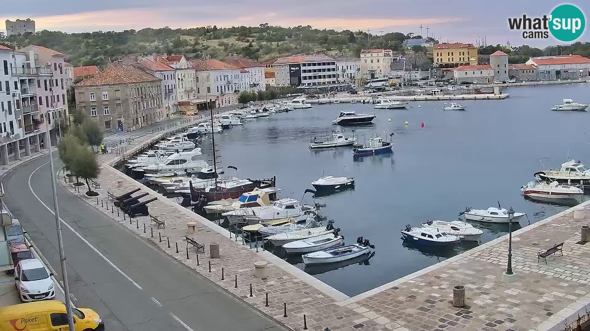Kamera u živo Senj – Panoramski pogled na senjsku rivu