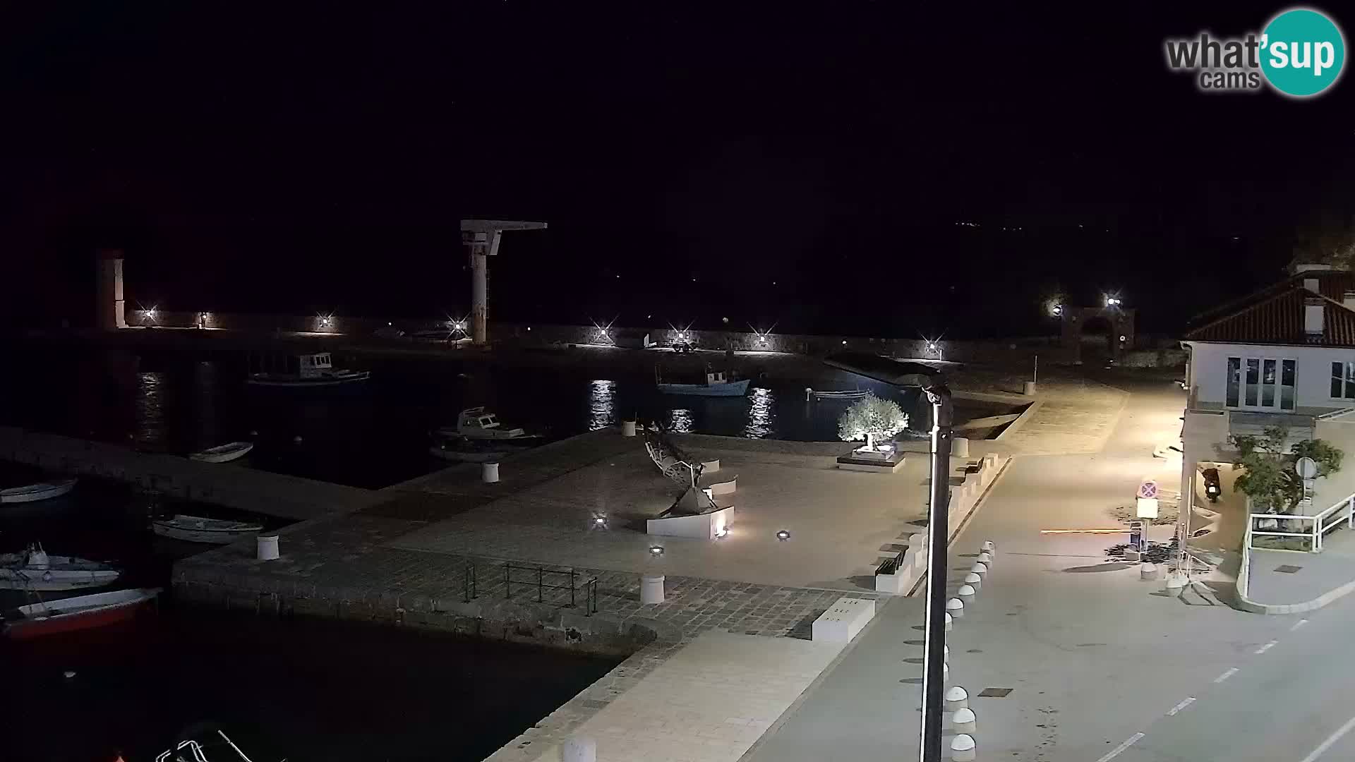 Kamera u živo Senj – Panoramski pogled na senjsku rivu