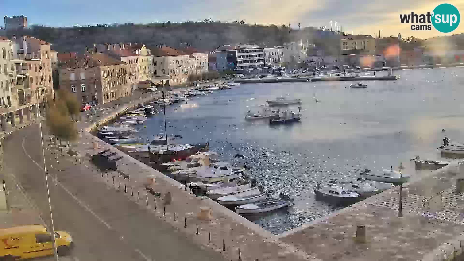Webcam Senj – Panoramablick auf die Riva Senj