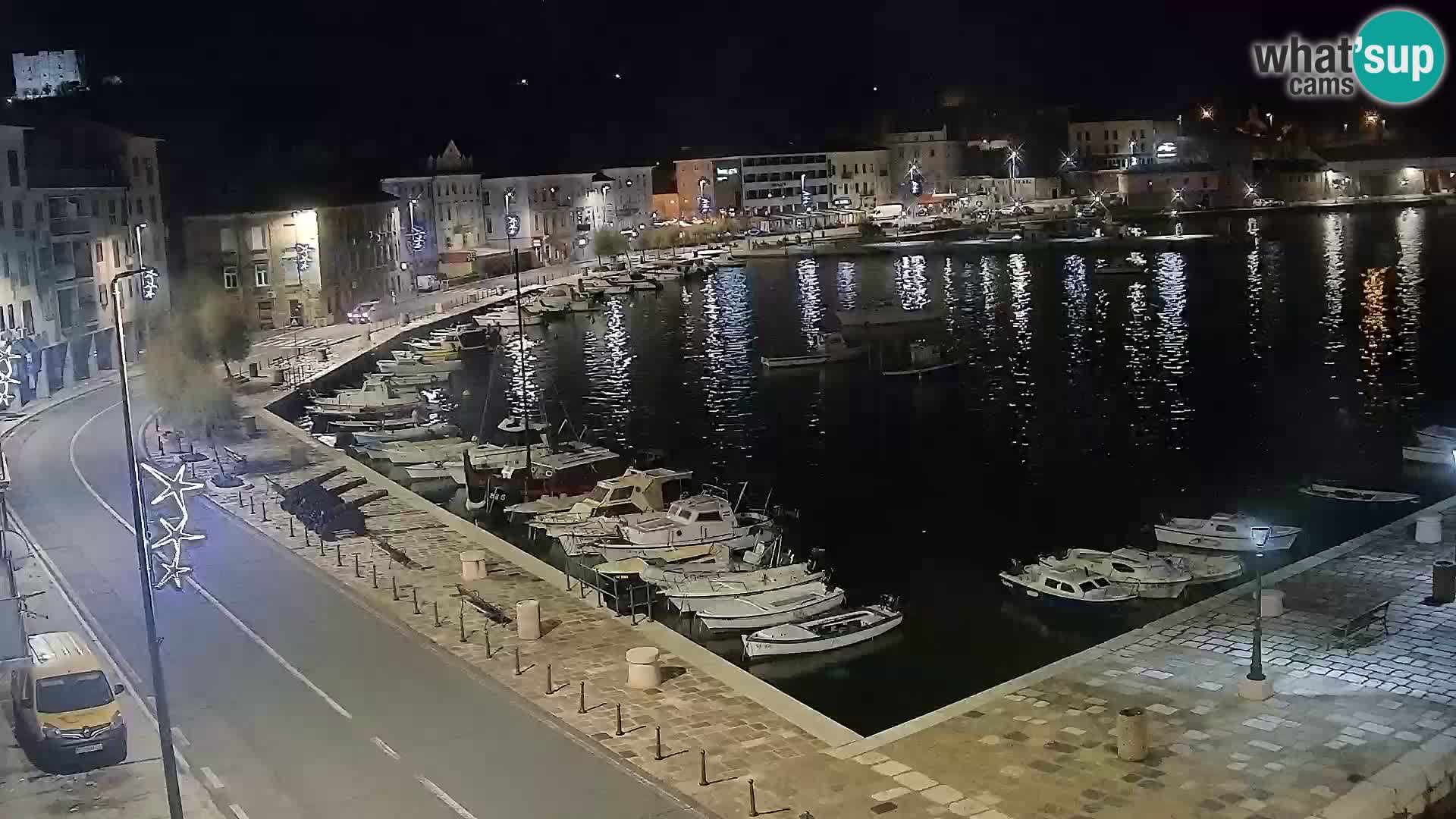 Webcam Senj – Panoramablick auf die Riva Senj
