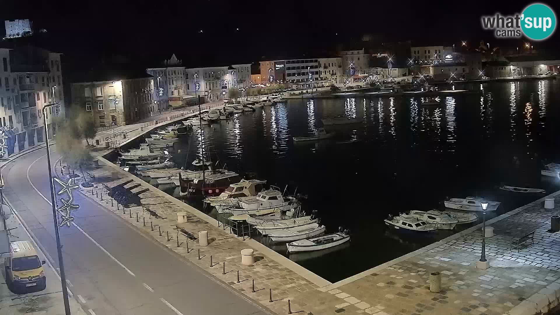 Kamera u živo Senj – Panoramski pogled na senjsku rivu