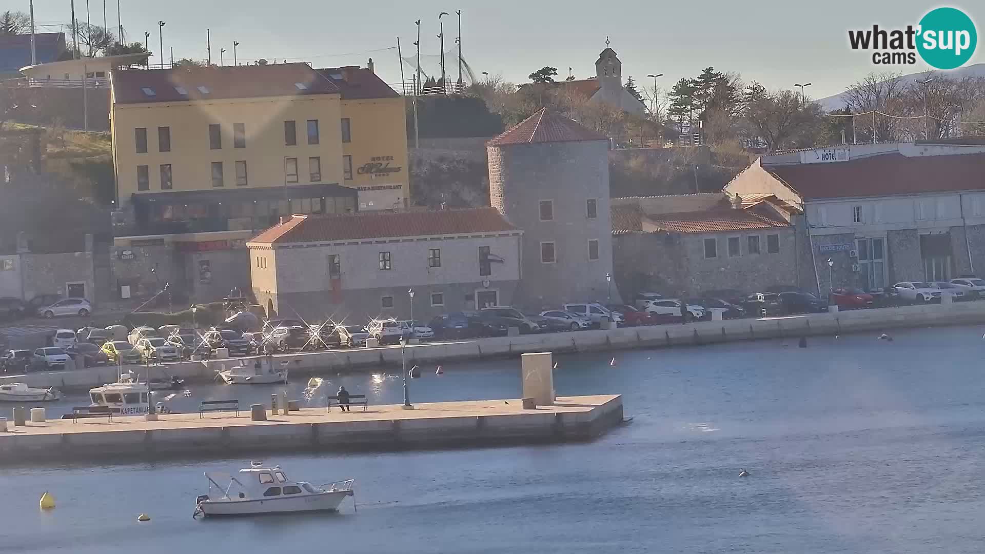 Kamera u živo Senj – Panoramski pogled na senjsku rivu