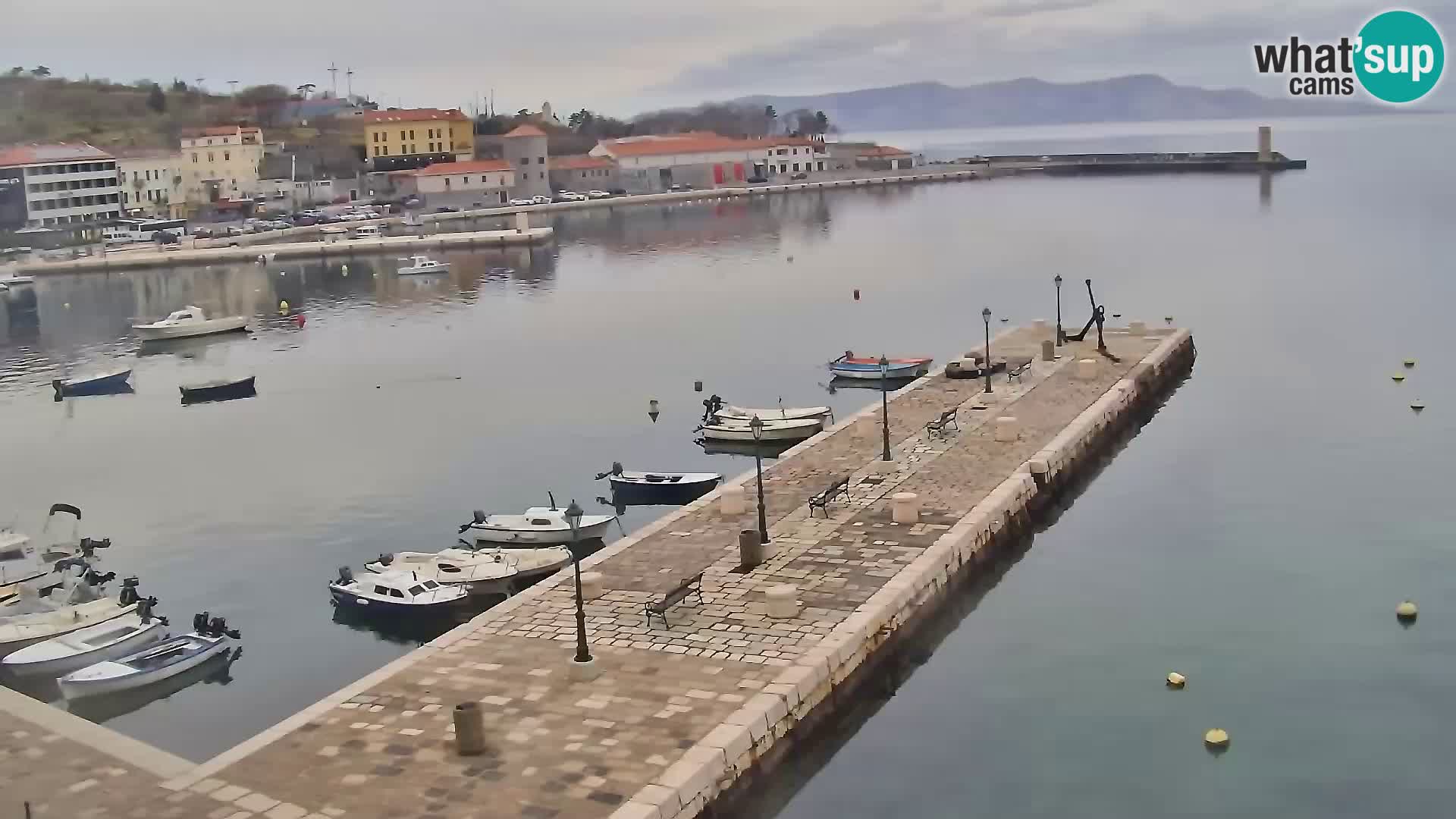 Kamera u živo Senj – Panoramski pogled na senjsku rivu