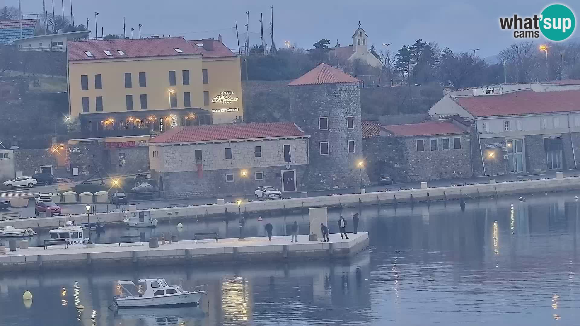 Kamera u živo Senj – Panoramski pogled na senjsku rivu