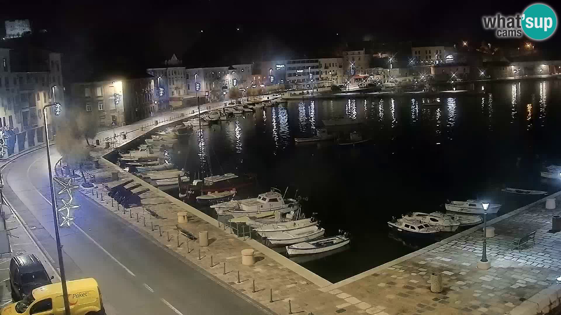 Kamera u živo Senj – Panoramski pogled na senjsku rivu