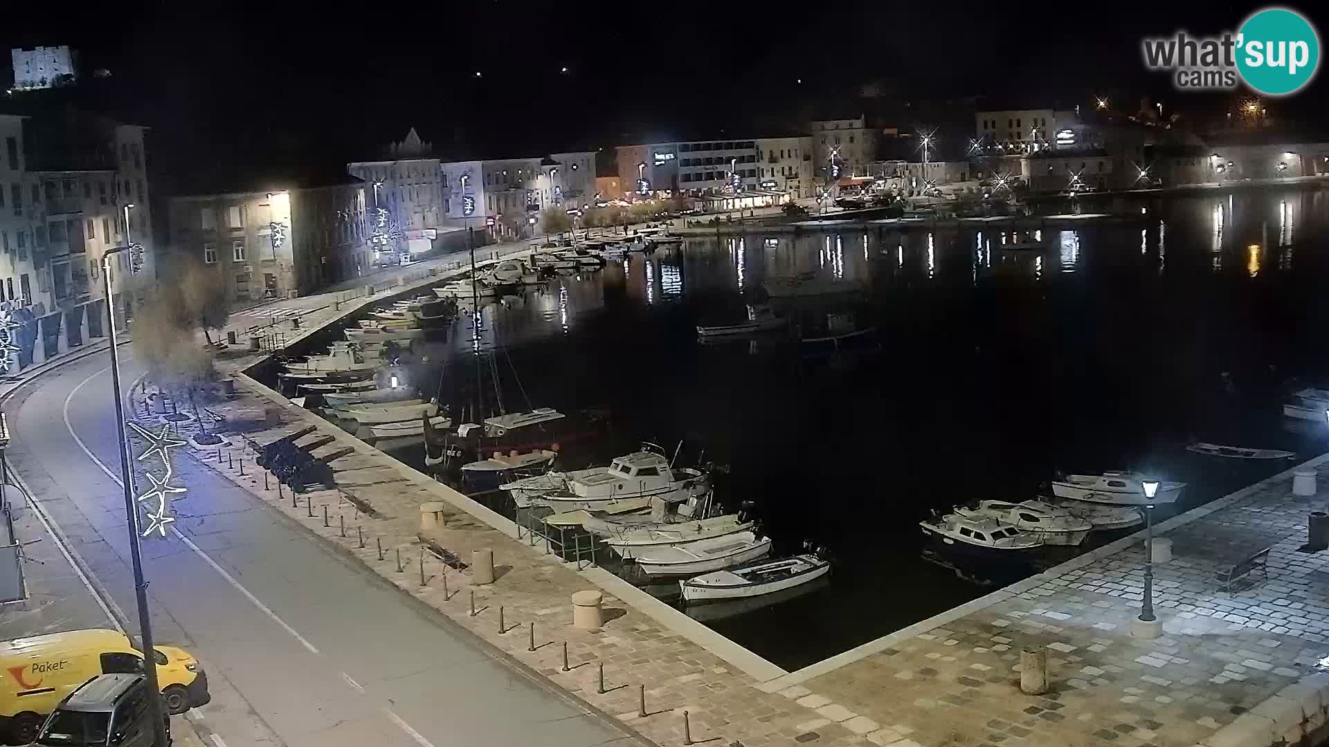 Senj Spletna kamera – pogled na obalo Senja