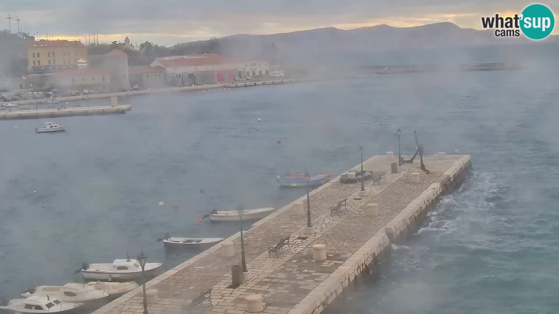 Senj Spletna kamera – pogled na obalo Senja