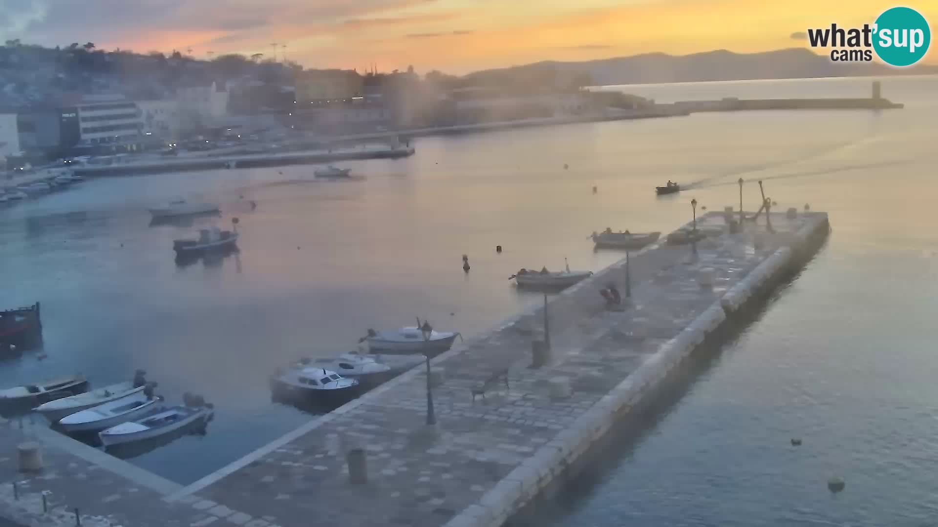 Kamera u živo Senj – Panoramski pogled na senjsku rivu