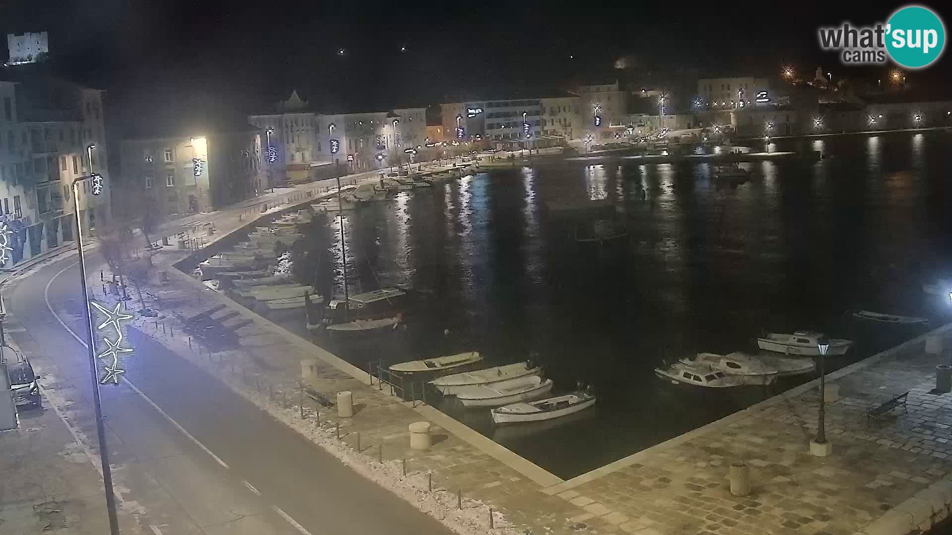 Webcam Senj – Panoramablick auf die Riva Senj