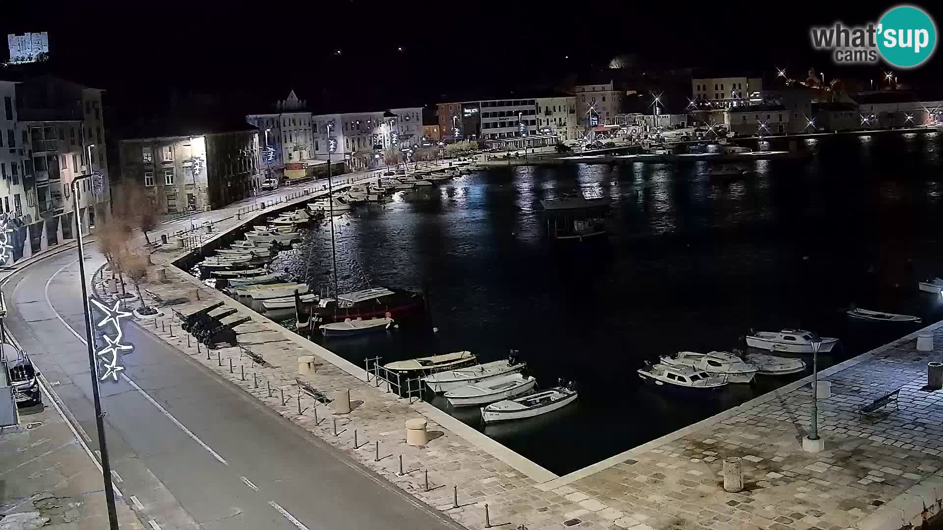 Senj Spletna kamera – pogled na obalo Senja